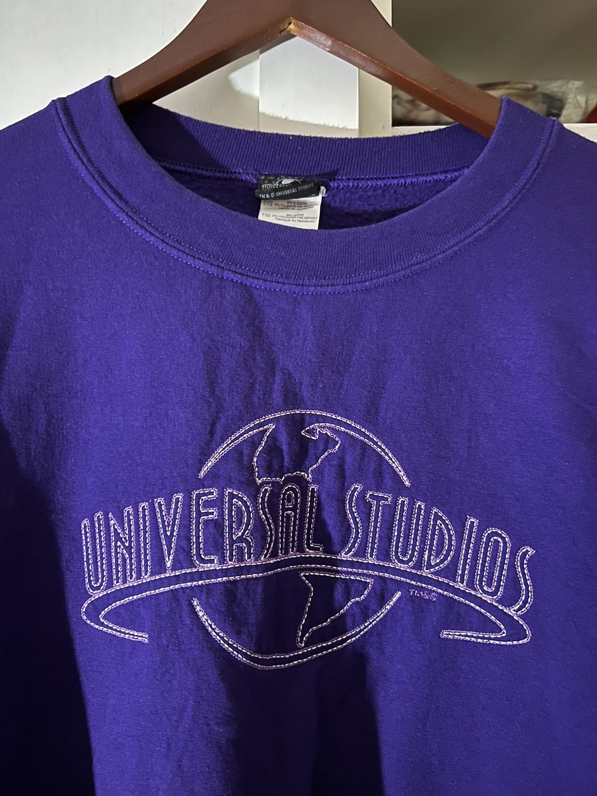 Universal Studios Vintage 90s Universal Studios Big Logo Embroidered Crewneck Size US XL / EU 56 / 4 - 2 Thumbnail