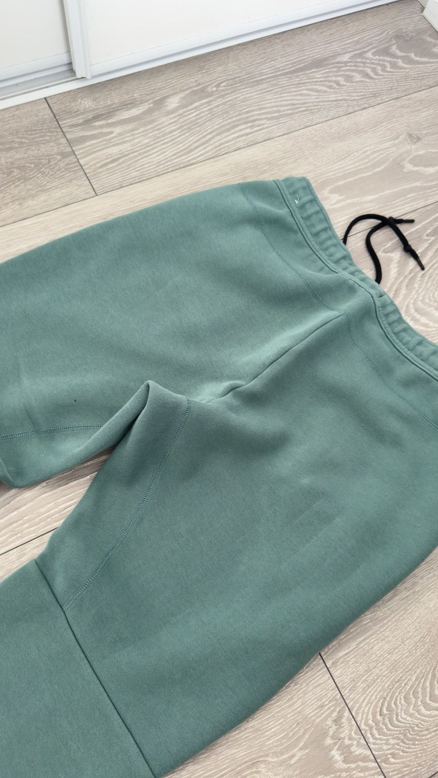 Nike Nike Tech Fleece Sweatpants Spring Green Size US 38 / EU 54 - 8 Thumbnail