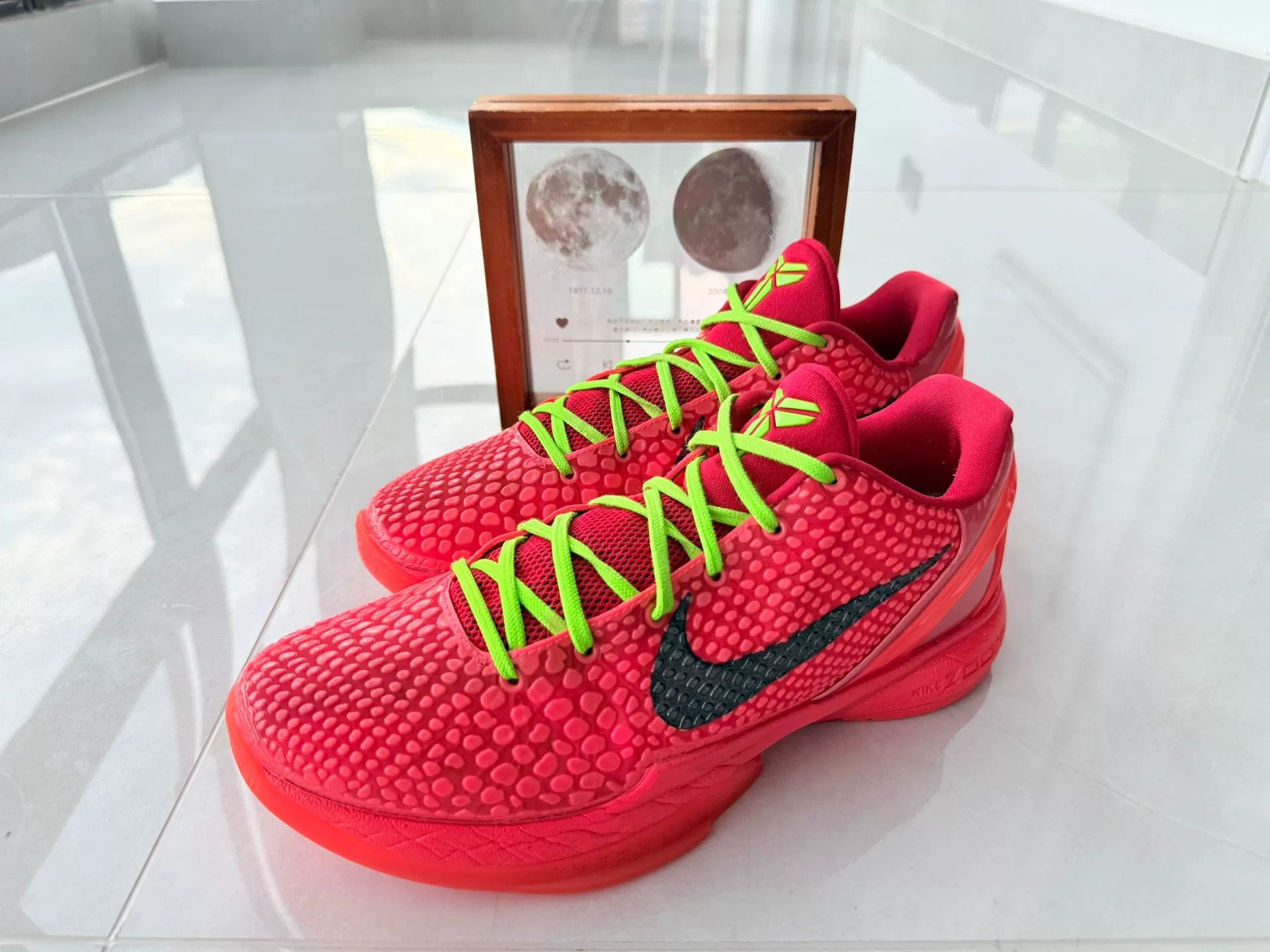 Nike Nike KOBE6 Red Lowtop Sneakers 11 Men Size US 11 / EU 44 - 1 Thumbnail
