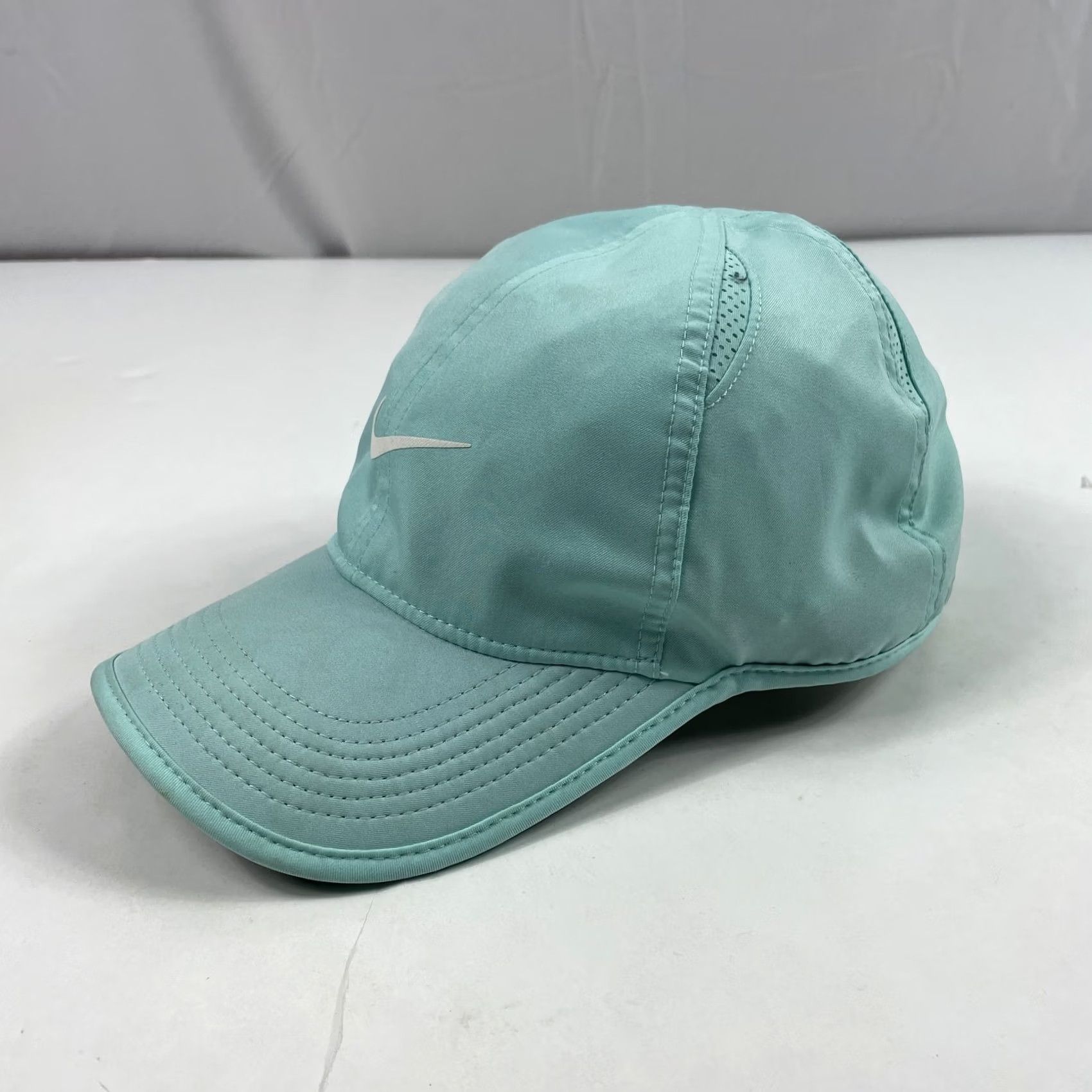 Nike Nike Mens Hat Cap Strap Back Blue Featherlight Dri Fit Running Golfing Swoosh Size ONE SIZE - 2 Thumbnail