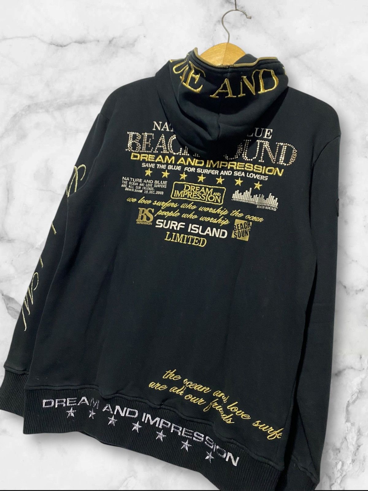 Japanese Brand removable fur Beach Sound embroidery fur hoodie Size US L / EU 52-54 / 3 - 3 Thumbnail