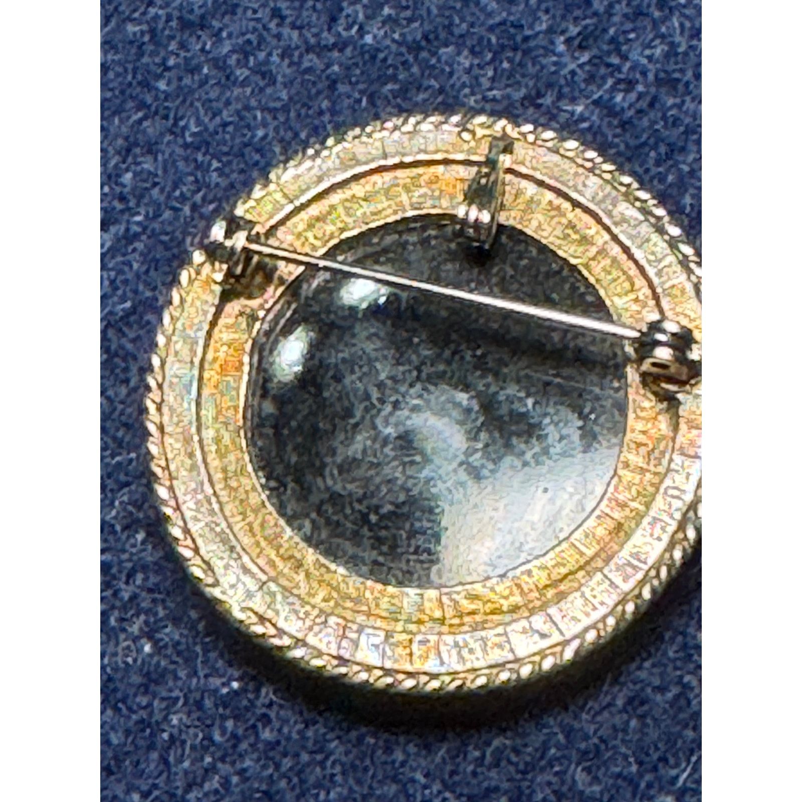 Other Vintage Black Glass Cameo Victorian Revival Pendant Brooch Size ONE SIZE - 3 Thumbnail