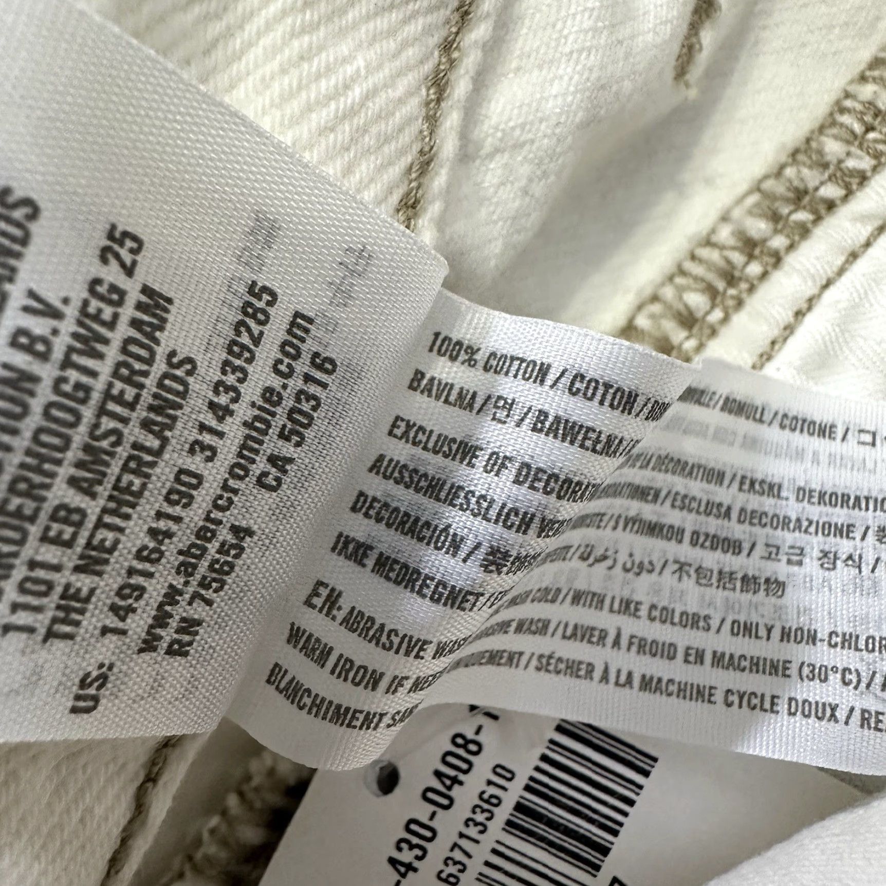 Abercrombie & Fitch Abercrombie & Fitch Shorts Womens 27 White Denim High Rise Cuffed Short? Size 27" / US 4 / IT 40 - 5 Thumbnail