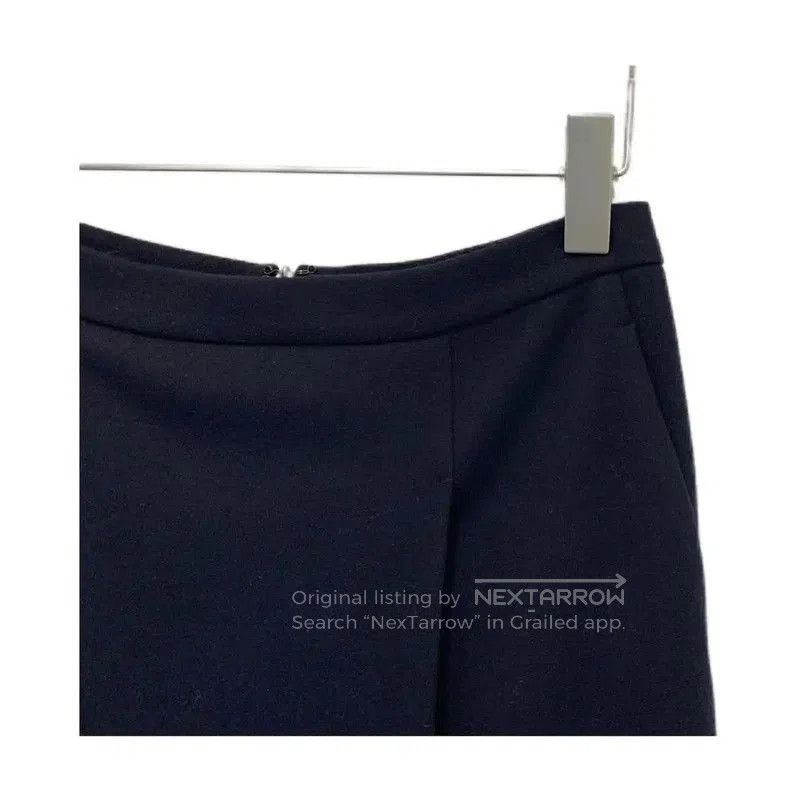 MaxMara Navy Polyester Women's Shorts .