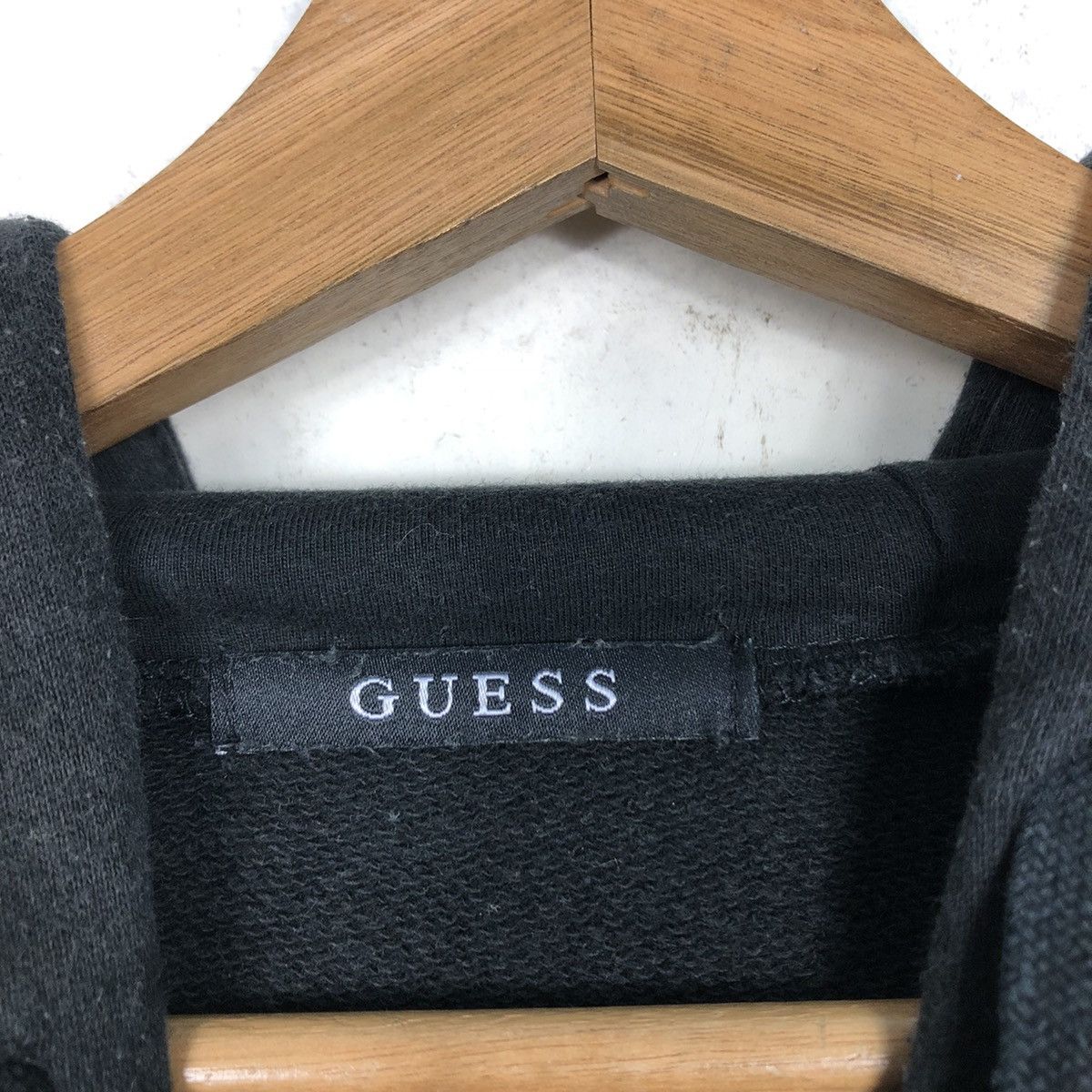 Guess Guess Classic Triangle Sweat Hoodie Size US L / EU 52-54 / 3 - 17 Thumbnail