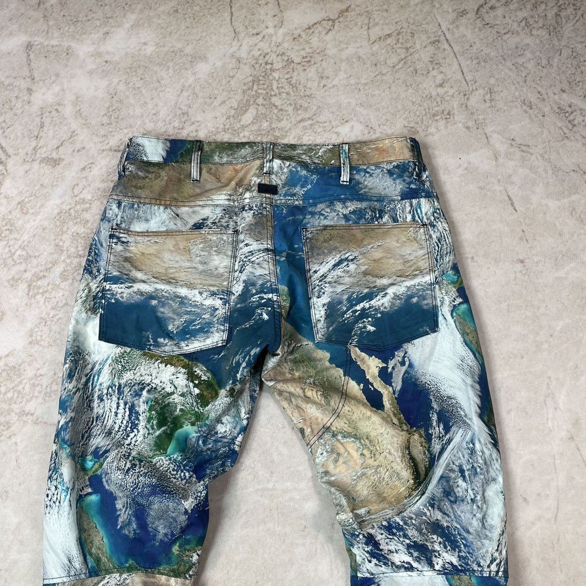 G-Star × Pharrell G-Star Raw x Pharrell Williams Elwood Tapered Double Knee Size US 32 / EU 48 - 13 Thumbnail