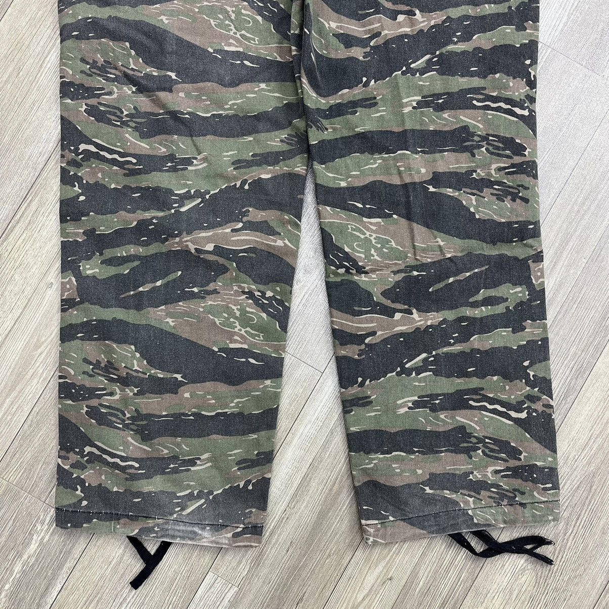 Vintage Vintage Rotcho BDU Camouflage Tiger Stripe Cargo Pants Size US 33 - 13 Thumbnail