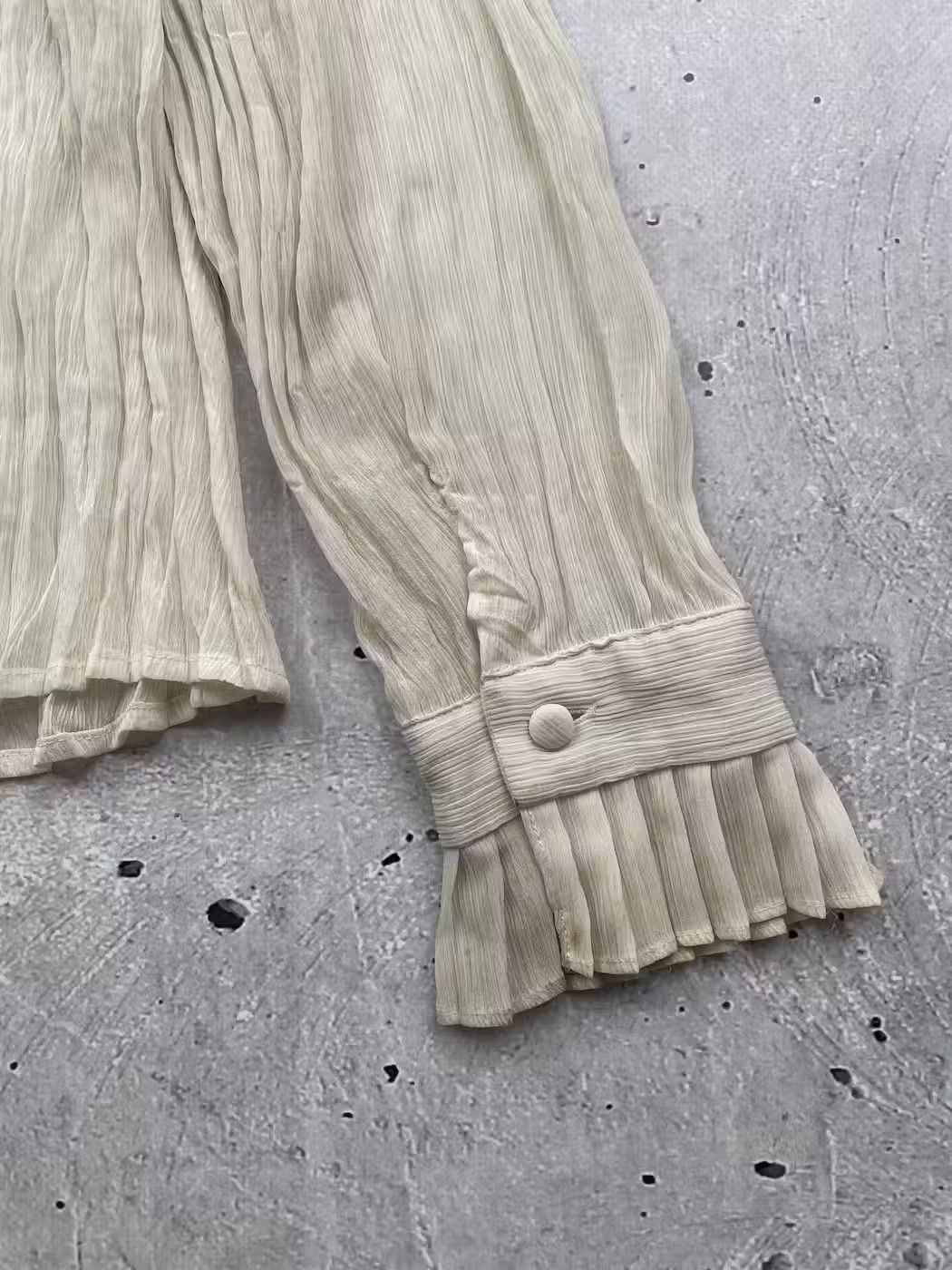 Japanese Brand × Vintage Vintage Worn Pleated Blouse Size M / US 6-8 / IT 42-44 - 9 Thumbnail