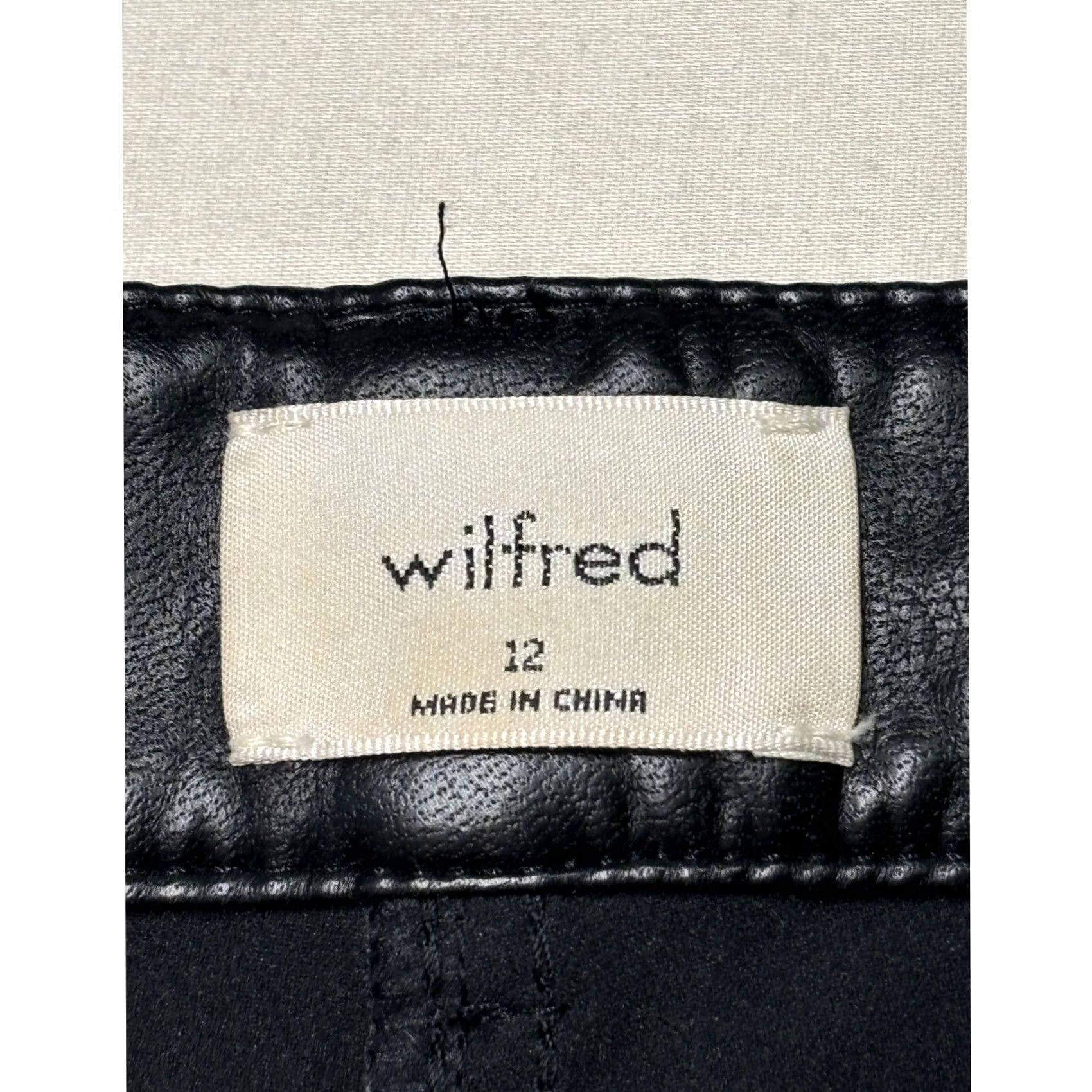 Vintage Wilfred Aritzia Black Faux Leather Straight Leg Pants Womens 12 W31 L29 Size 34" / US 12 / IT 48 - 3 Thumbnail