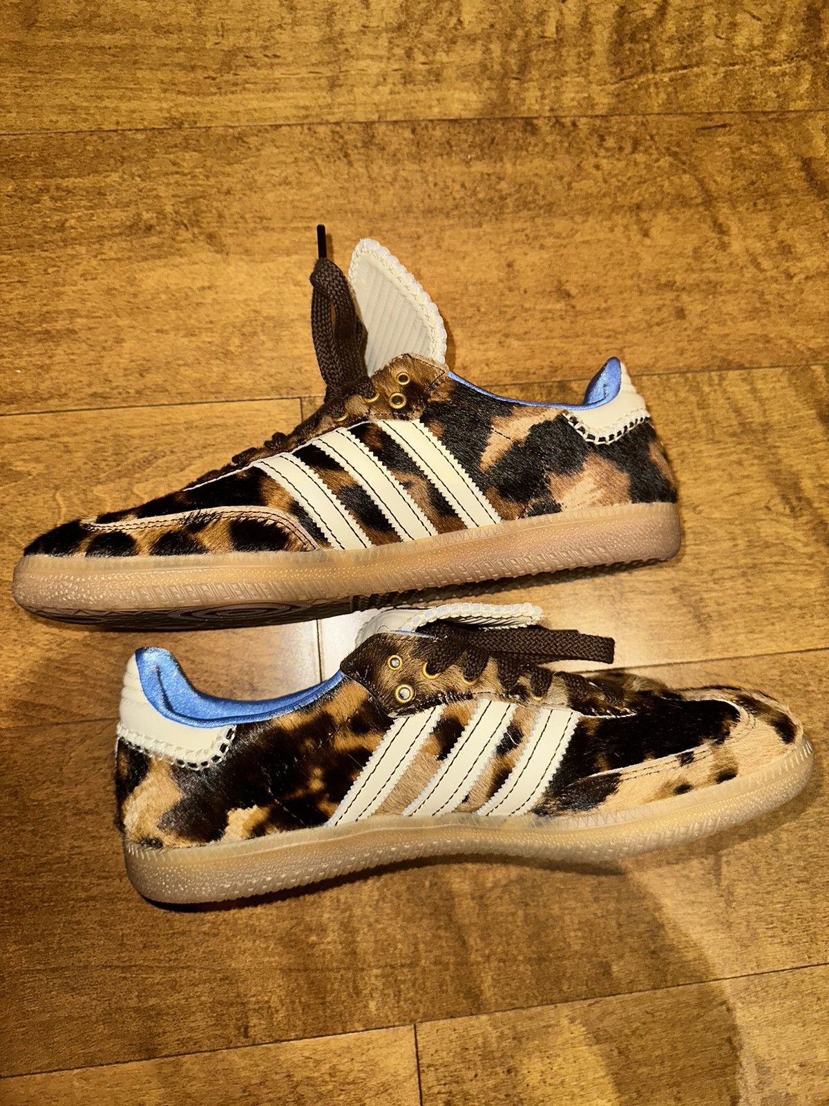 Adidas × Wales Bonner adidas x wales bonner leopard sambas Size US 9 / EU 42 - 2 Thumbnail