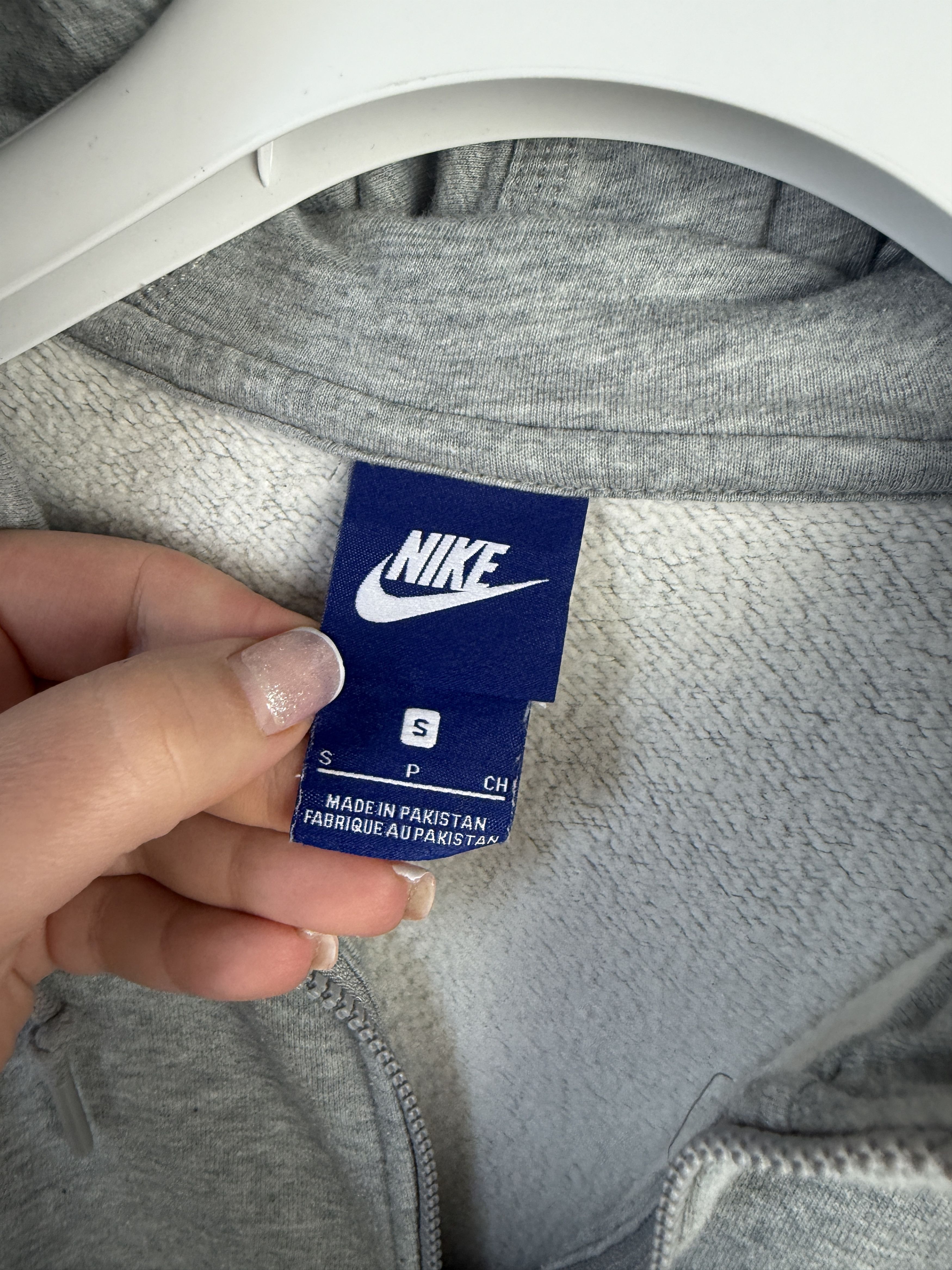 Nike Nike small logo swoosh zip-up hoodie skate rap hip hop Size US S / EU 44-46 / 1 - 3 Thumbnail