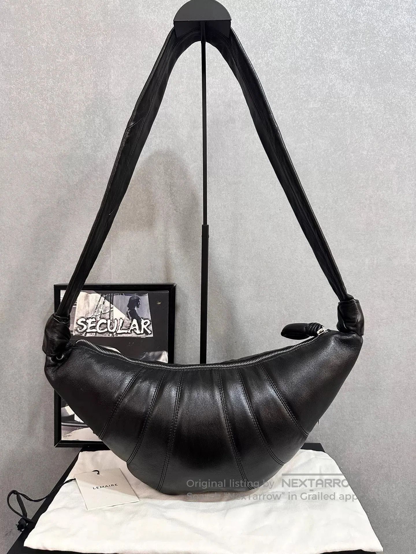 Lemaire Lemaire Medium Black Sheepskin Croissant Bag. Size ONE SIZE - 1 Thumbnail