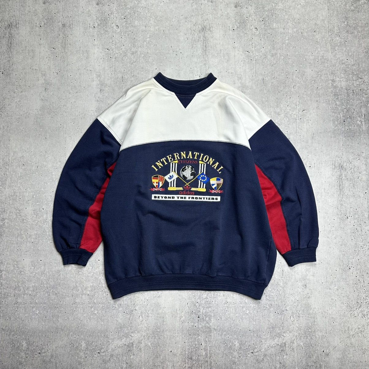 Adidas 90’s Vintage Adidas International Embroidered Sweatshirt Size US L / EU 52-54 / 3 - 1 Thumbnail