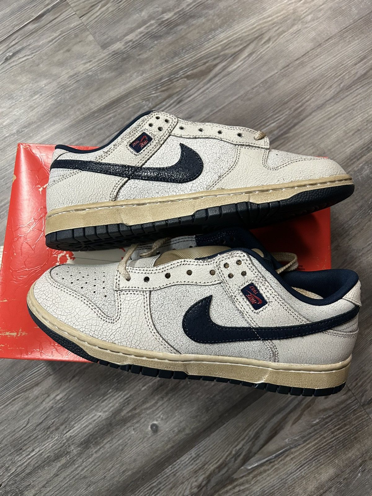 Nike Nike x Stranger Things Dunk Low Phantom Size US 9.5 / EU 42-43 - 1 Thumbnail