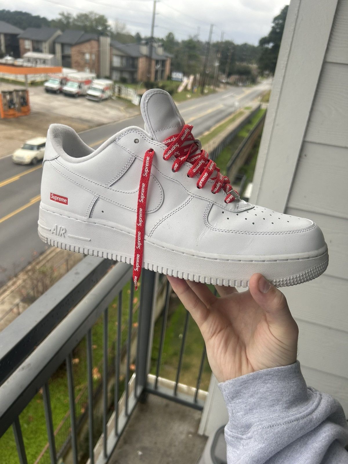 Supreme x Nike Air Force 1 Low 