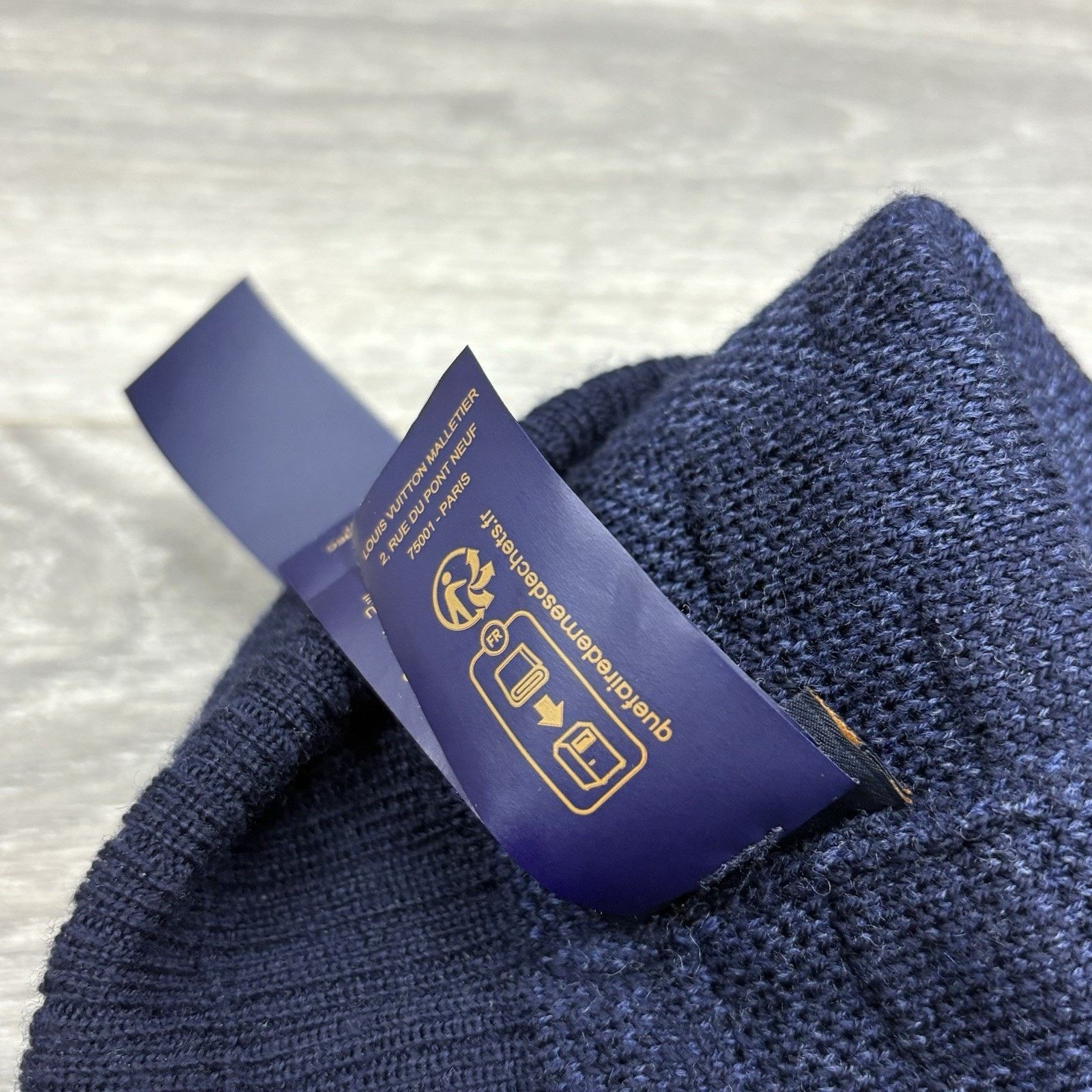 Louis Vuitton Louis Vuitton Wool Petit Damier Beanie ' Navy ' | GOOD COND! Size ONE SIZE - 11 Thumbnail