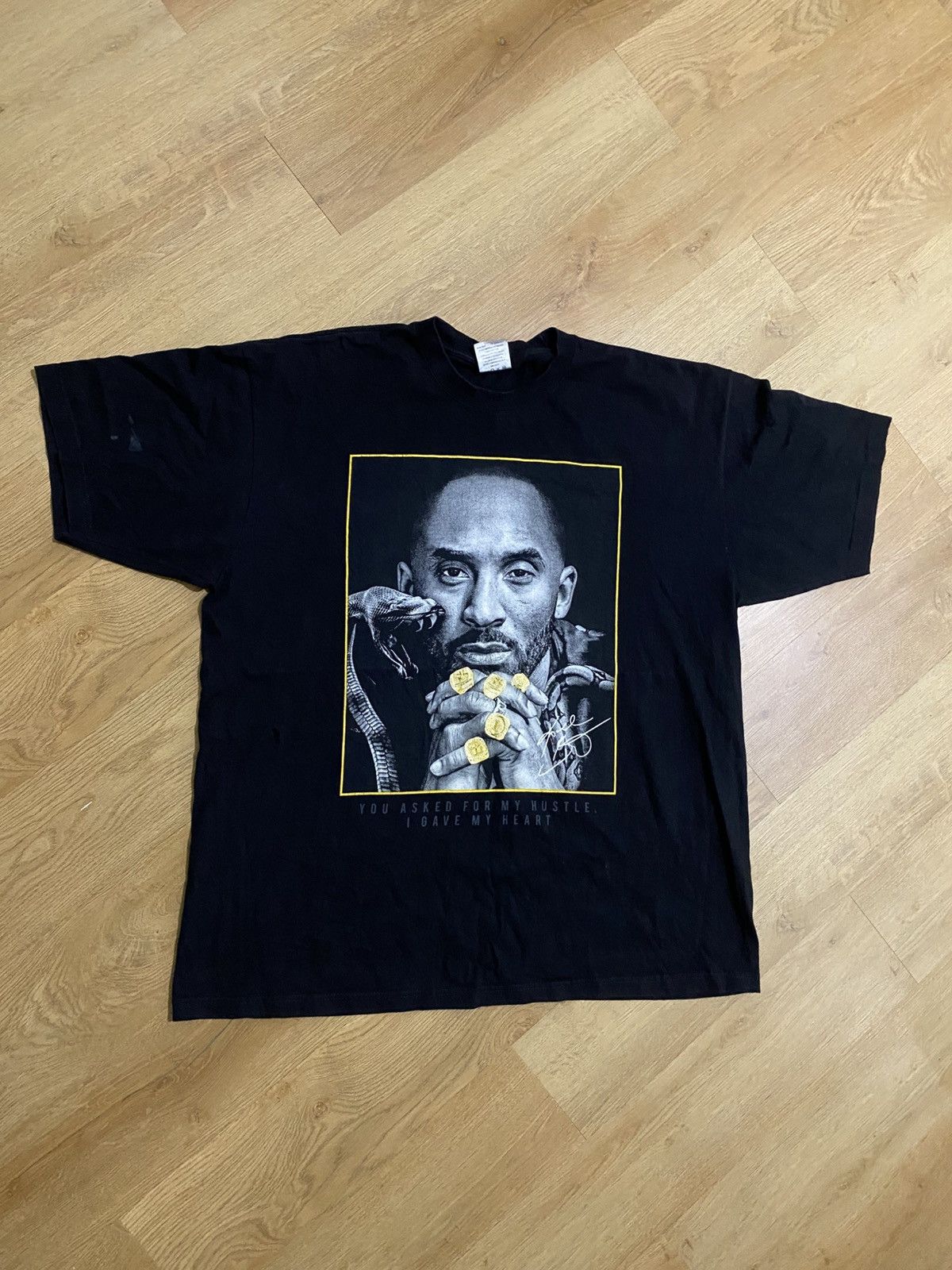 Vintage Vintage Kobe Bryant Legend Size US XXL / EU 58 / 5 - 1 Thumbnail