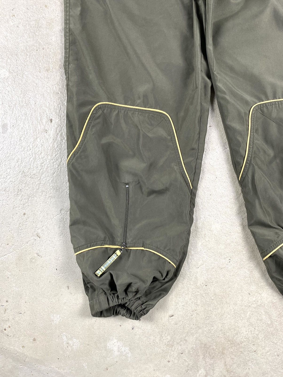 Japanese Brand Y2K Vintage Track Pants Rap Travis Scott Style Vtg Hype Size US 33 - 7 Thumbnail