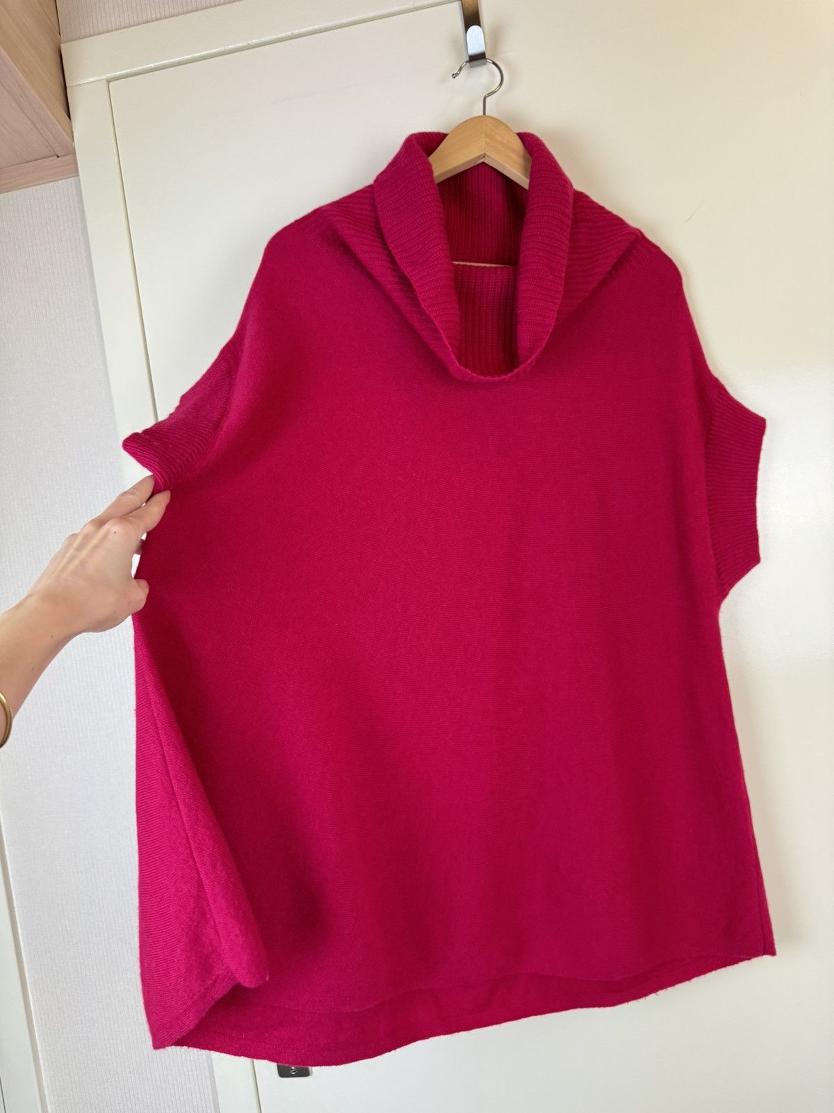 Vince VINCE cashmerein poncho cape style sweater cowl neck jumper Size M / US 6-8 / IT 42-44 - 5 Thumbnail