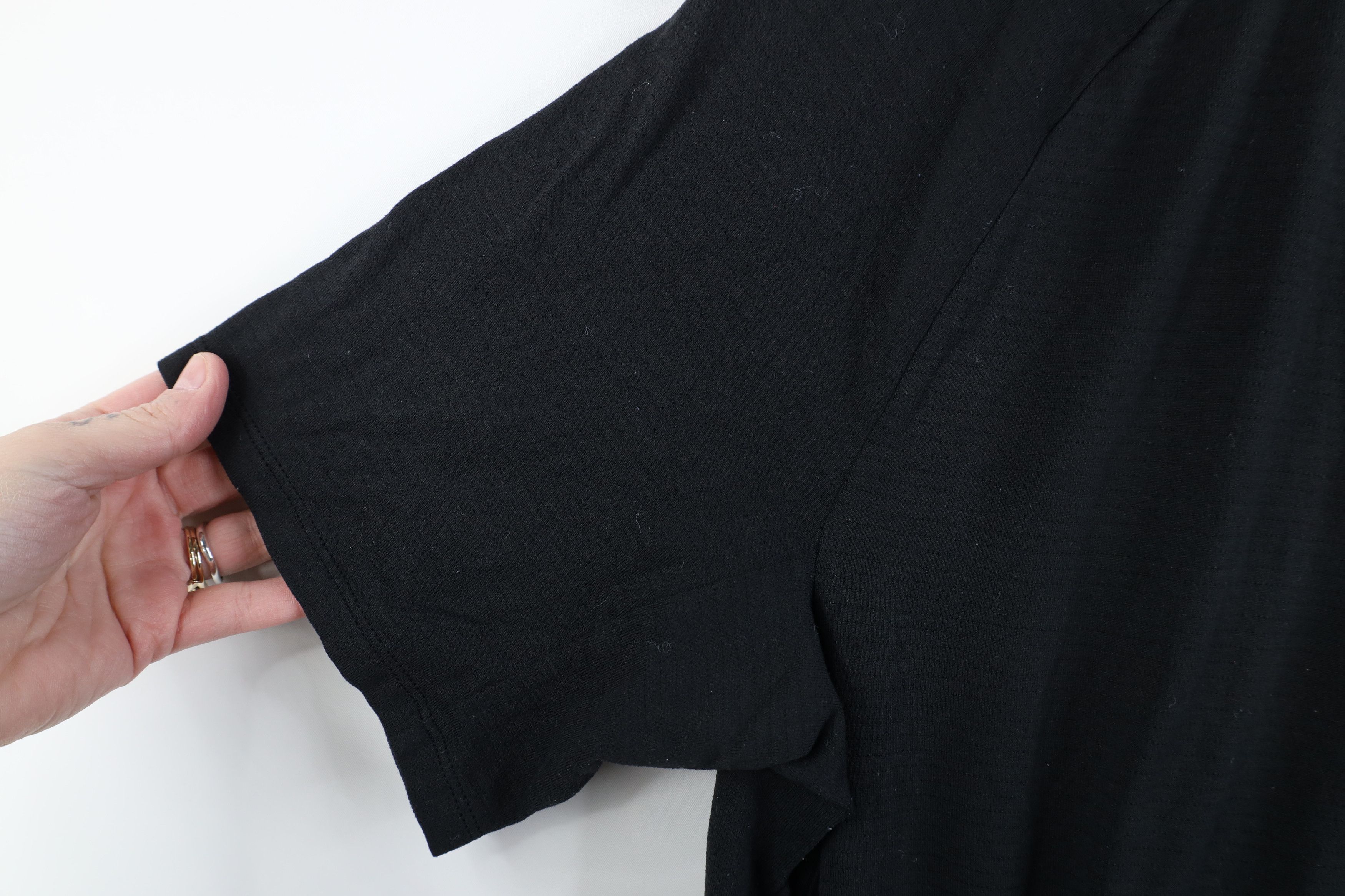 Lululemon Lululemon Vent Tech Short Sleeve T-Shirt Black Gym Training Size US M / EU 48-50 / 2 - 7 Thumbnail