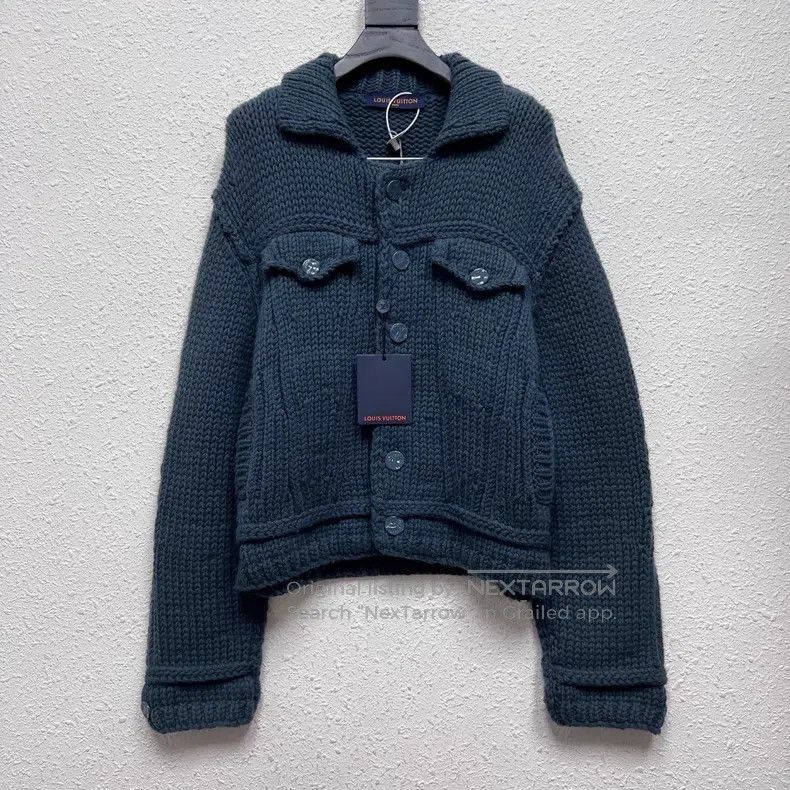 Louis Vuitton Louis Vuitton Knit Button Sweater Jacket Size US S / EU 44-46 / 1 - 1 Thumbnail