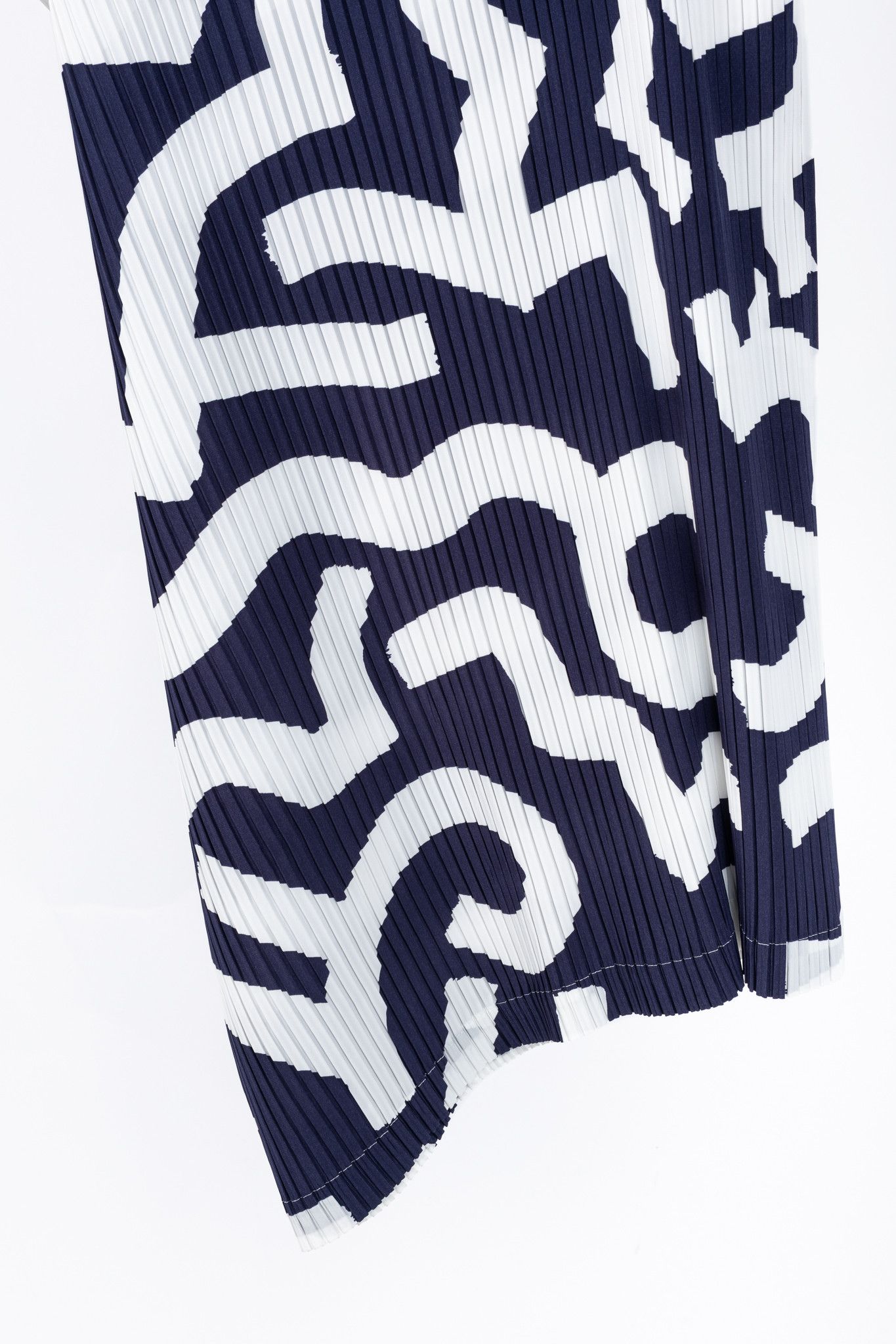 Issey Miyake Issey Miyake AW20 Accordion Pleated Geometric Maxi Dress Size ONE SIZE - 6 Thumbnail