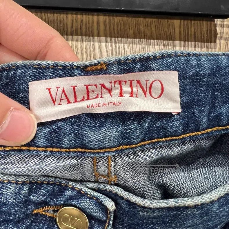 Valentino Valentino Wide-leg jeans Size 27" / US 4 / IT 40 - 3 Thumbnail