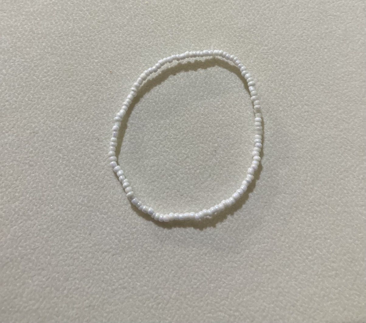 Other White beaded stacking plain bracelet Size ONE SIZE - 1 Preview