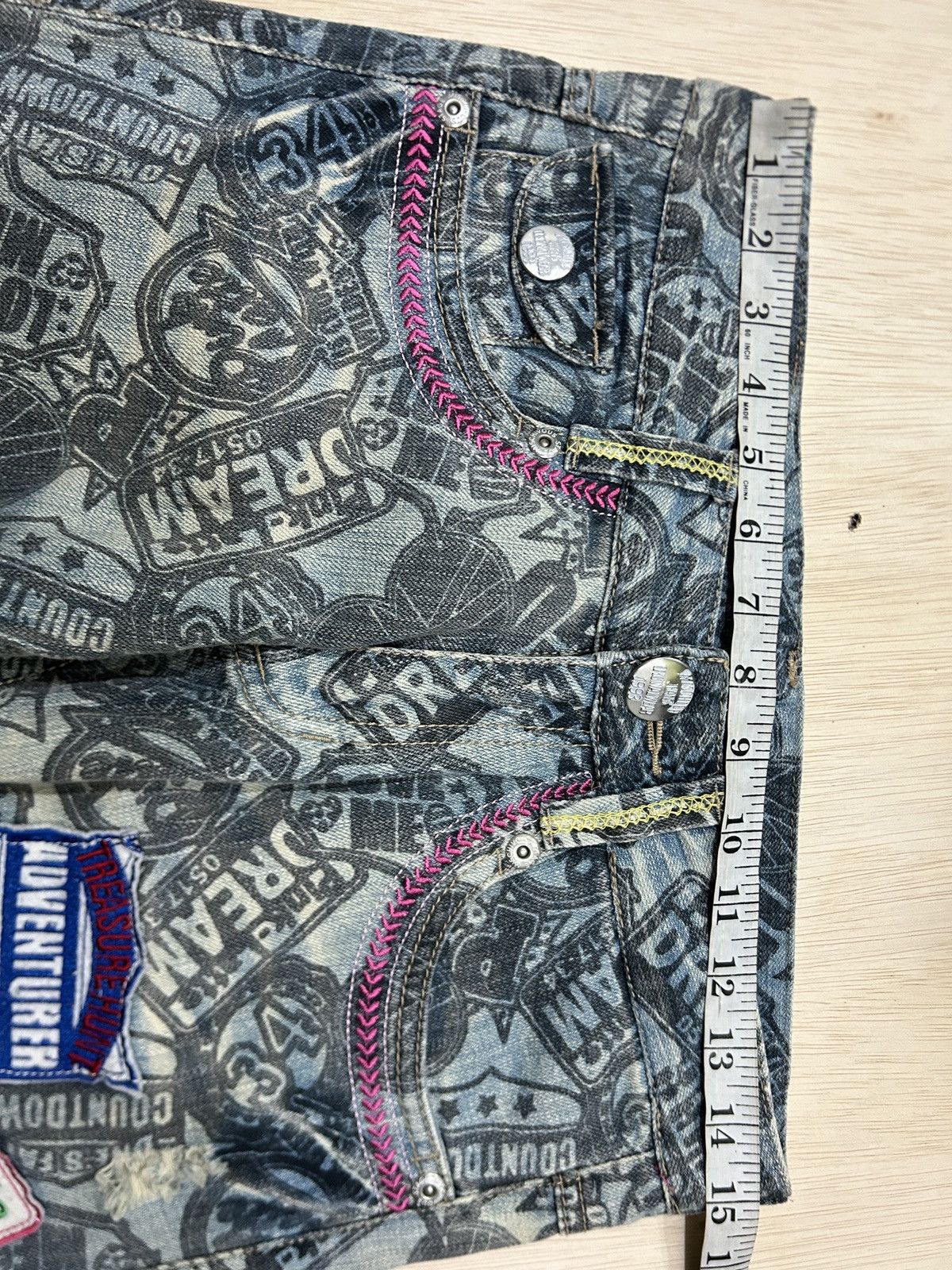 Japanese Brand Vintage Pink Latte Full Printed Jeans Size US 30 / EU 46 - 13 Thumbnail