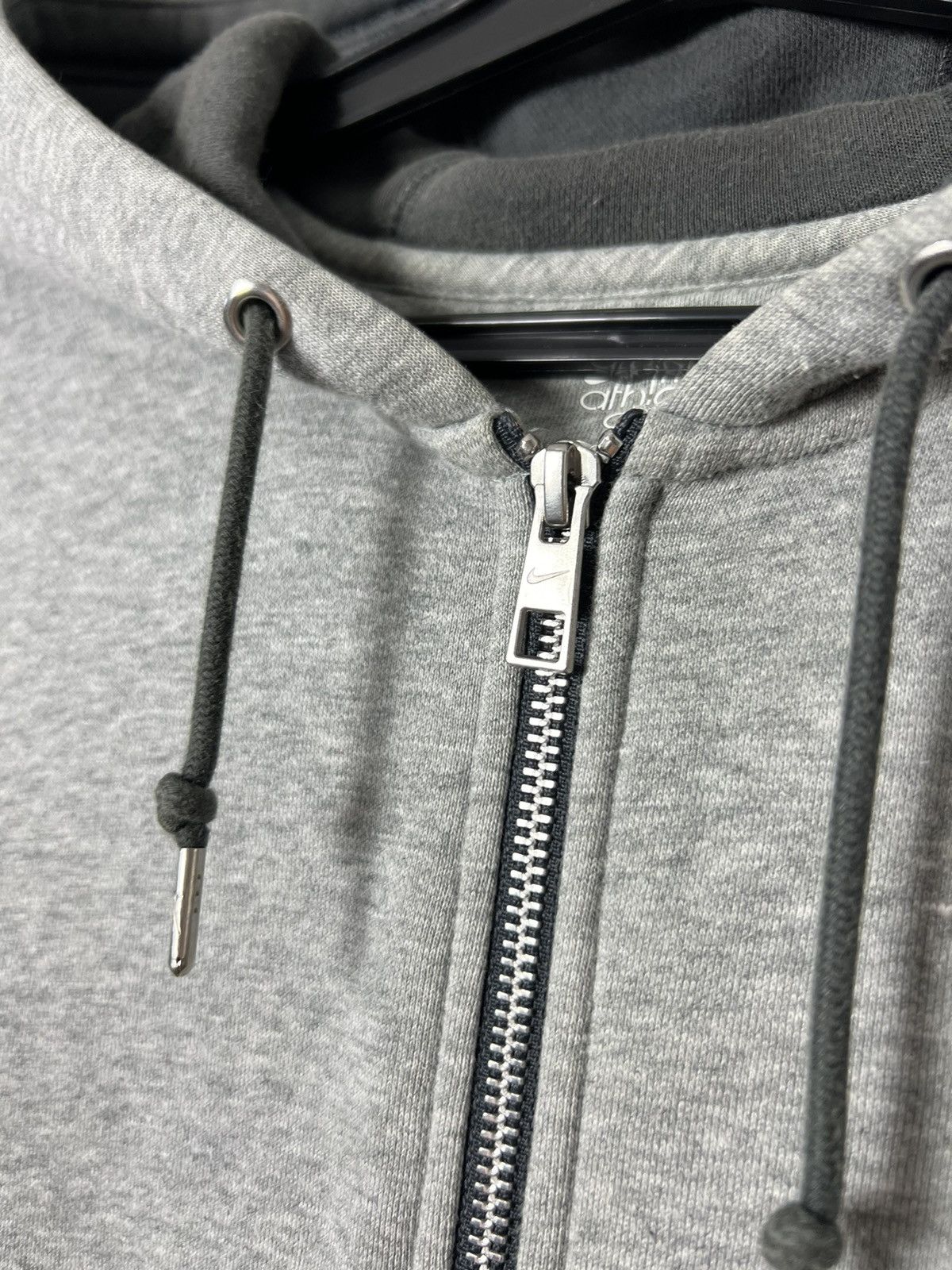 Nike Vintage Nike Basic Zip Hoodie Embroidered Small Swoosh Logo Size US M / EU 48-50 / 2 - 6 Thumbnail