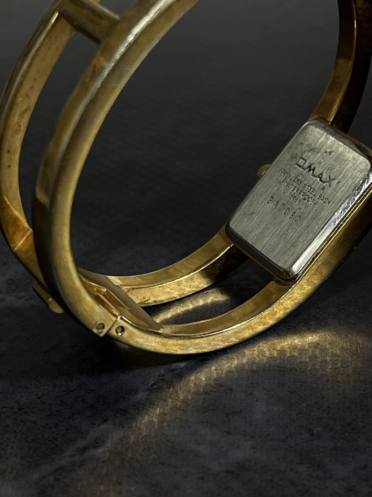 Japanese Brand Omax Gold Cuff Watch, Minimalist Design, Japanese Quartz Size ONE SIZE - 7 Thumbnail