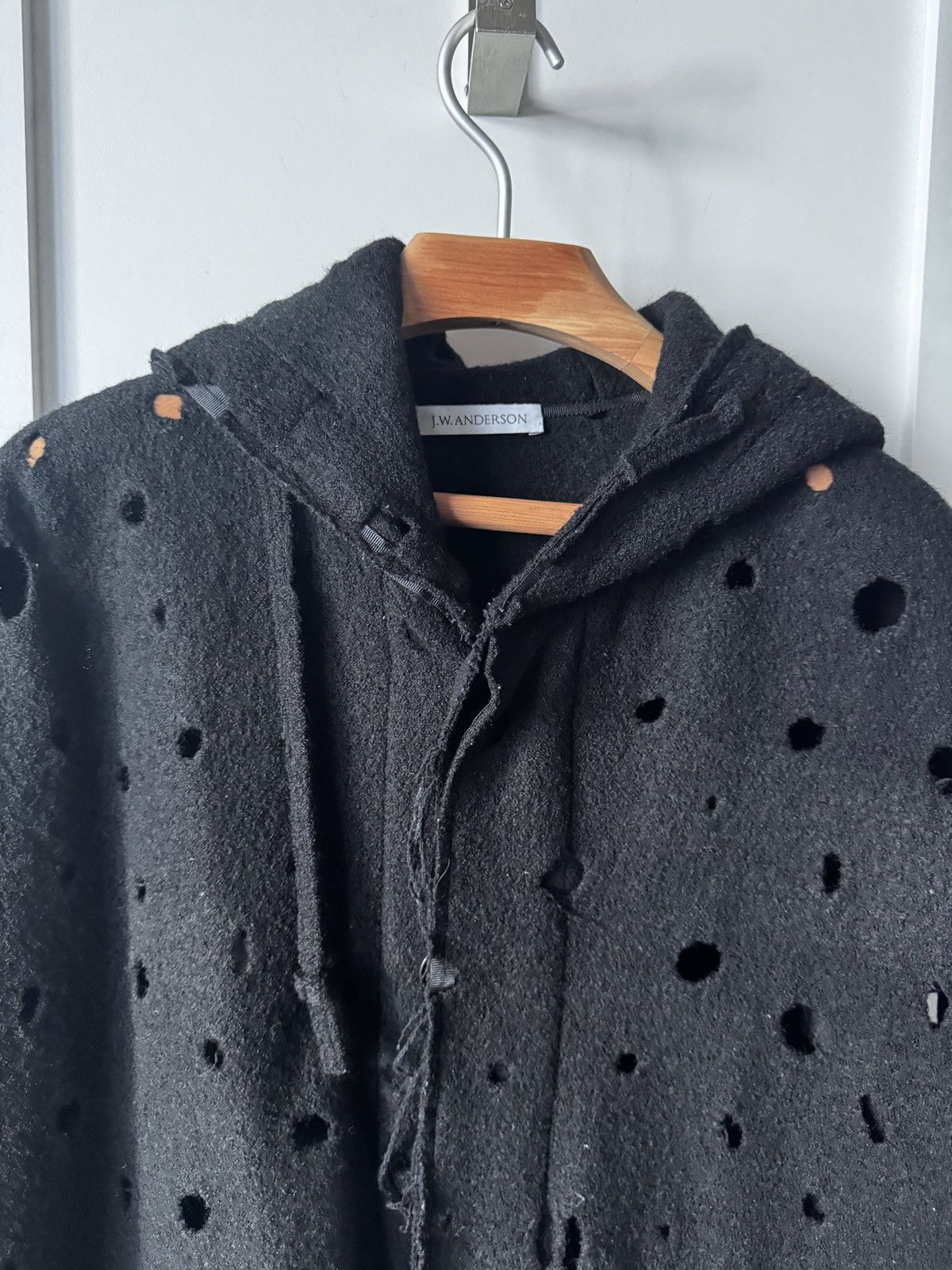 JW Anderson Wool cutout coat Size US S / EU 44-46 / 1 - 2 Thumbnail