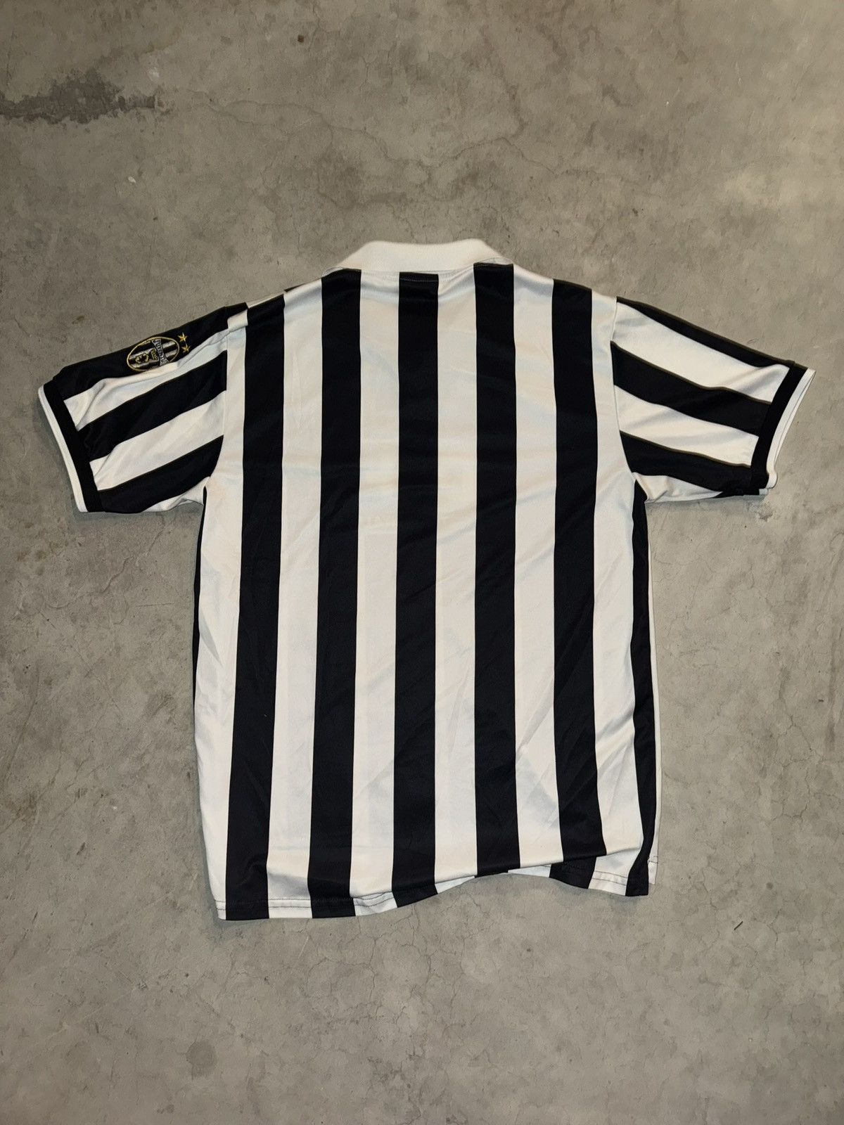 Kappa × Vintage VINTAGE KAPPA Juventus Football Soccer Jersey 1998/1999 Size US L / EU 52-54 / 3 - 2 Thumbnail