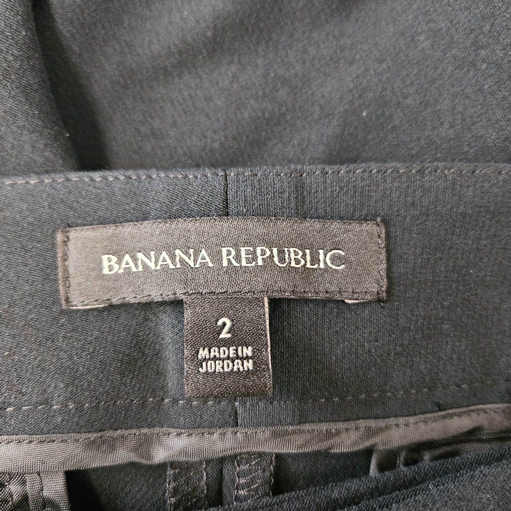 Banana Republic VINTAGE? No — Banana Republic Womens Cropped Pants Sz 2 Black Button Fly Mid Rise - Banana Republic - Pants - Women - Crop - Black - Size 2 Size 26" / US 2 / IT 38 - 7 Thumbnail