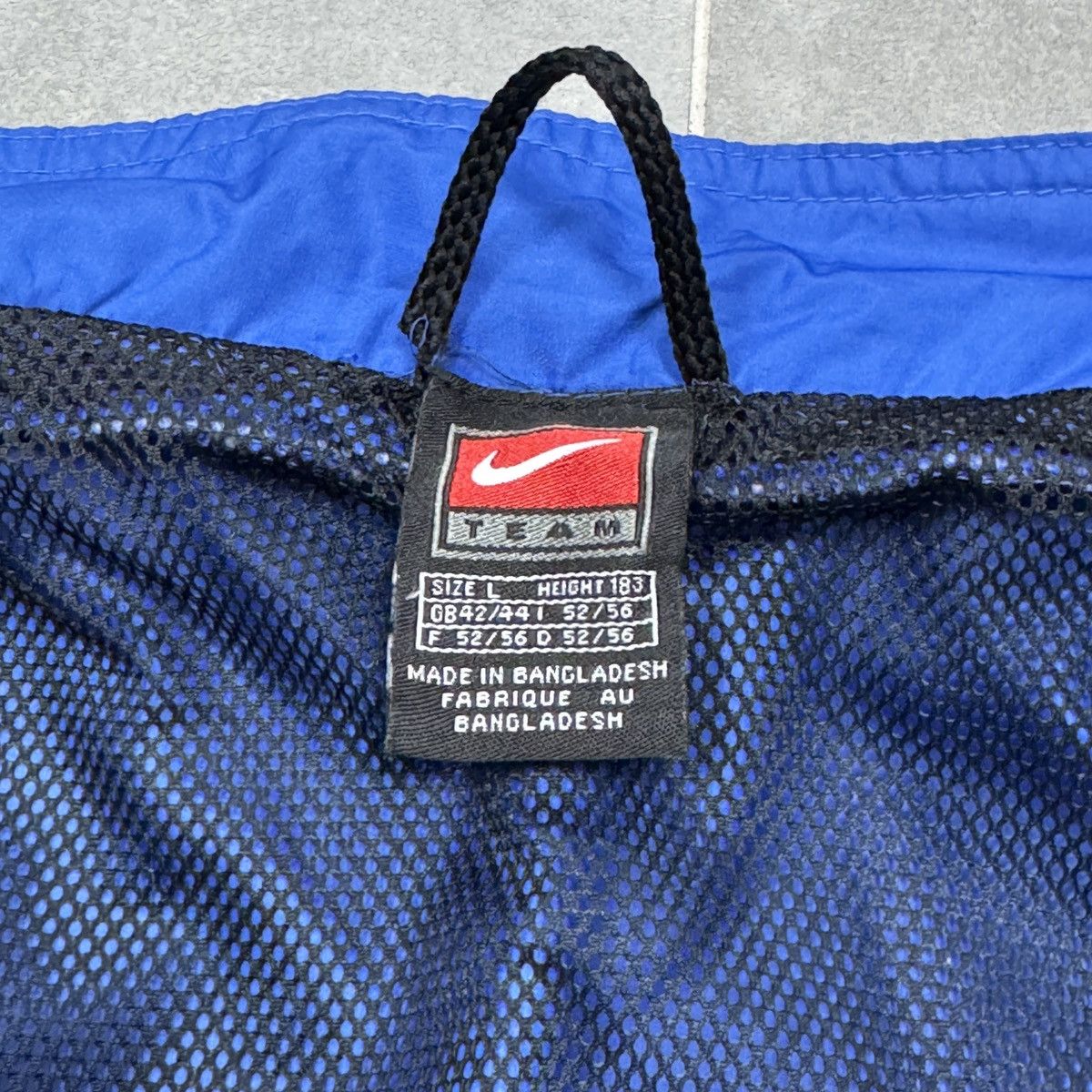 Nike × Vintage Vintage Nike Team Embroidered Logo Swoosh Track Jacket Size US L / EU 52-54 / 3 - 13 Thumbnail
