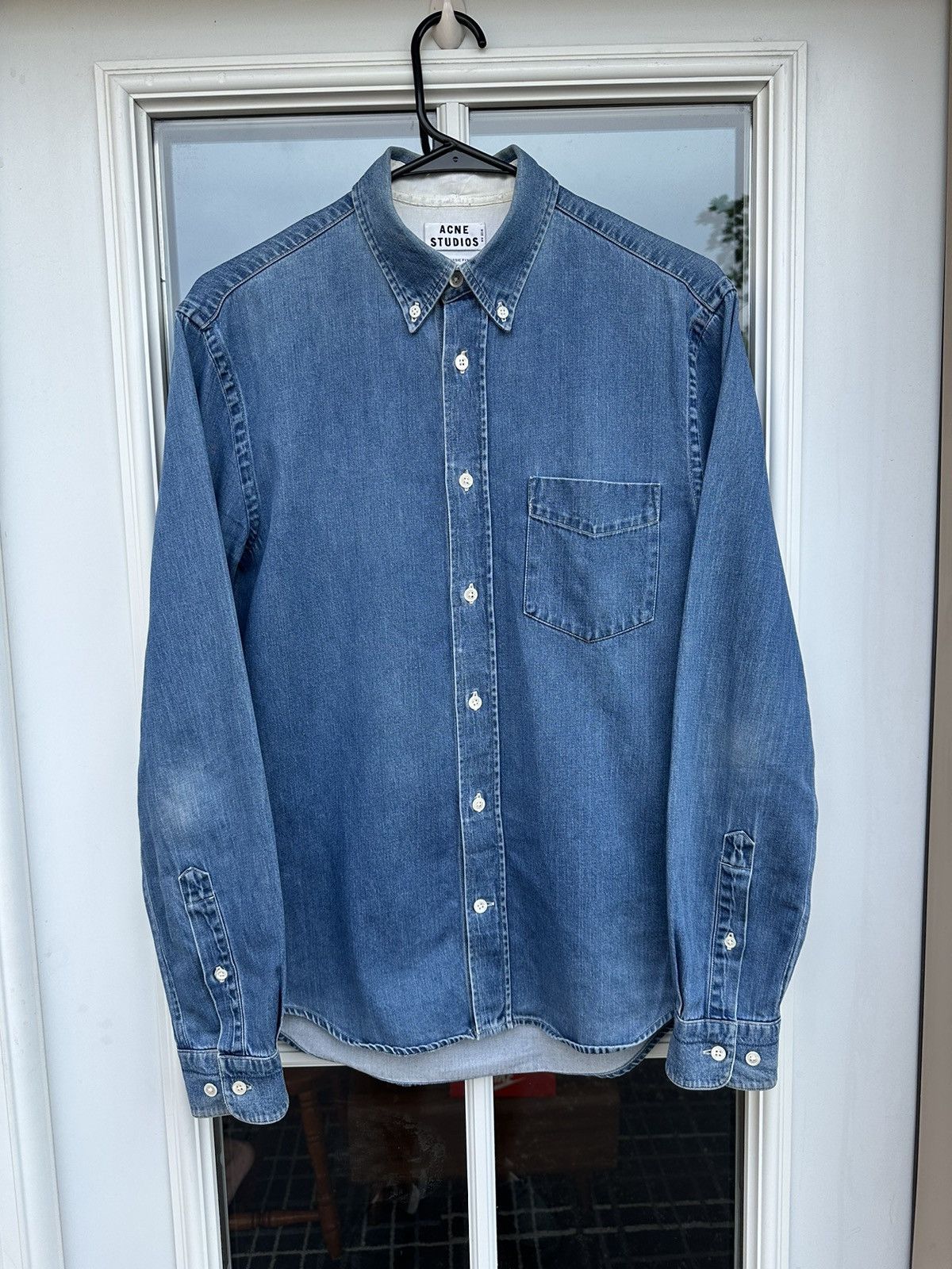 Acne Studios Acne Studios Bleached Denim Western Pocket Shirt Size US S / EU 44-46 / 1 - 1 Thumbnail