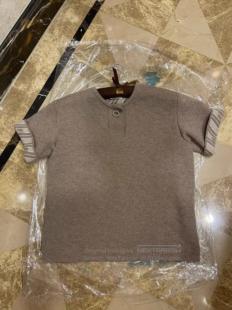 Hermes Hermes Brown short sleeves Size XS / US 0-2 / IT 36-38 - 1 Thumbnail