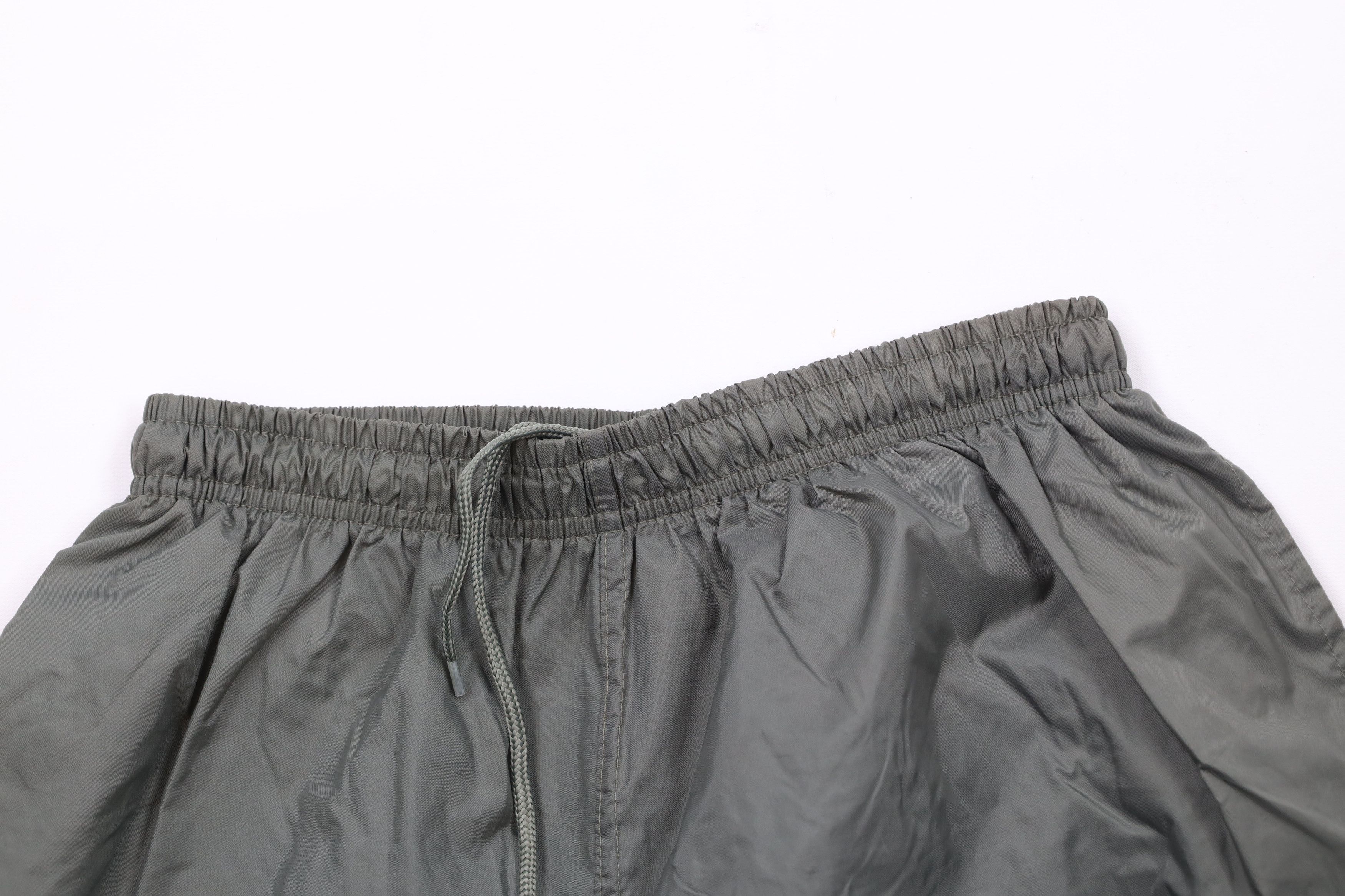 Starter × Vintage Vintage 90s Starter Logo Baggy Windbreaker Shorts Green Size US 30 / EU 46 - 2 Thumbnail