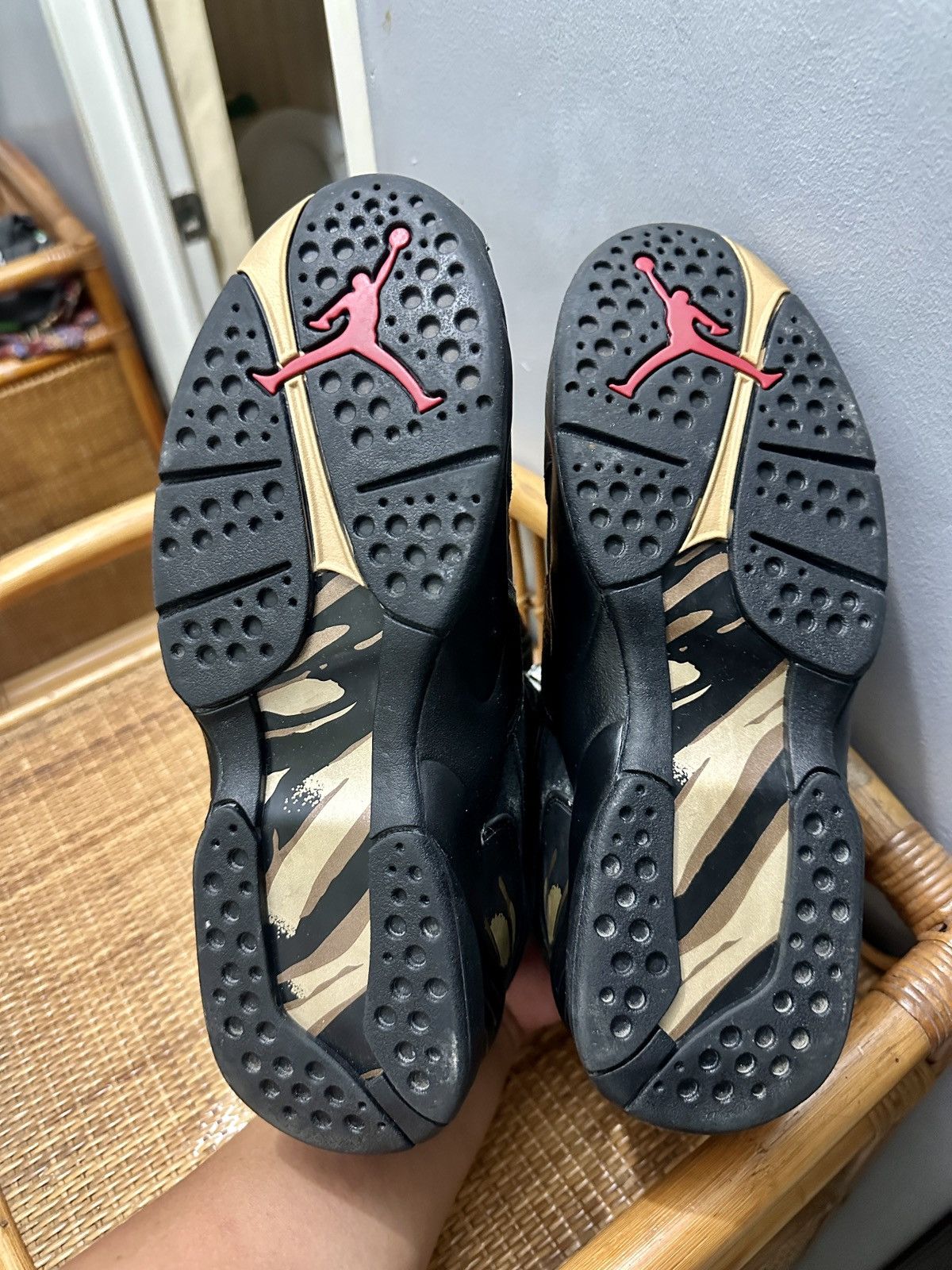 Drake × Jordan Brand × Nike Jordan 8 Ovo Black Size US 8.5 / EU 41-42 - 8 Thumbnail