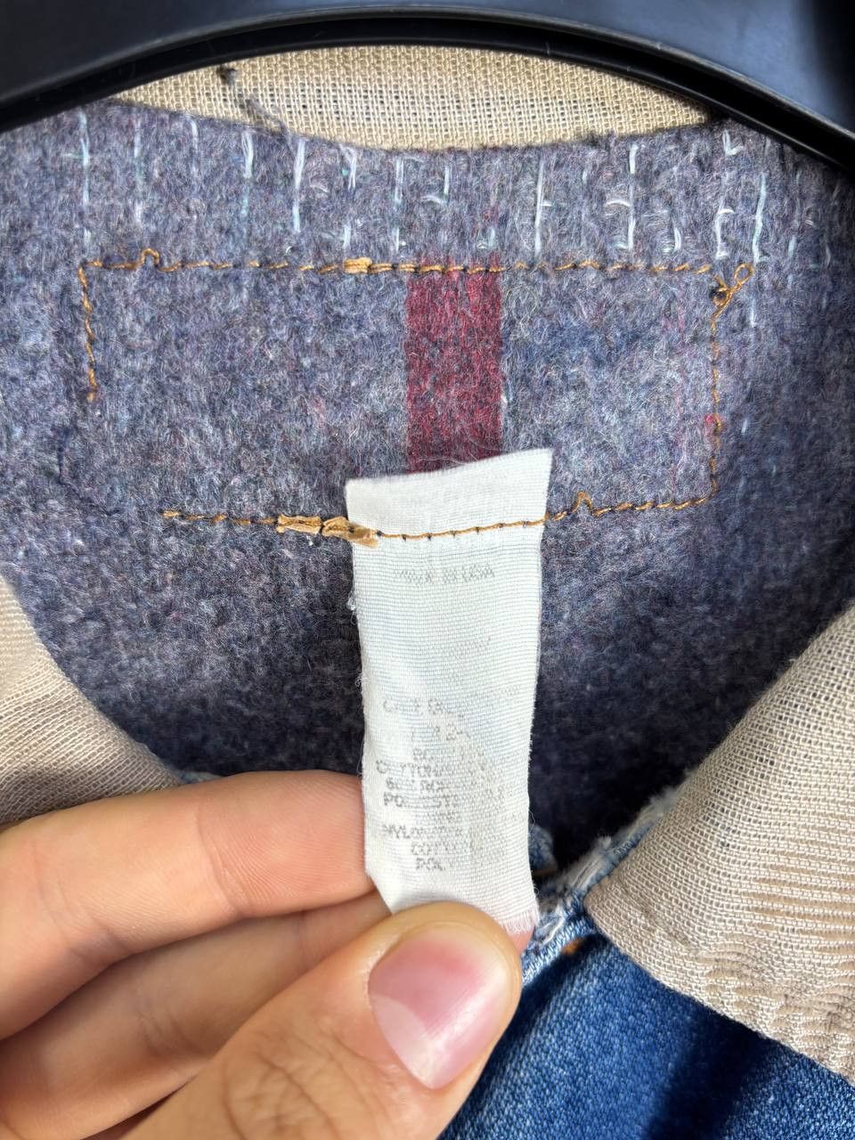 Wrangler 90's WRANGLER USA Wool Lined Distressed Denim Jacket Vintage Size US L / EU 52-54 / 3 - 13 Thumbnail