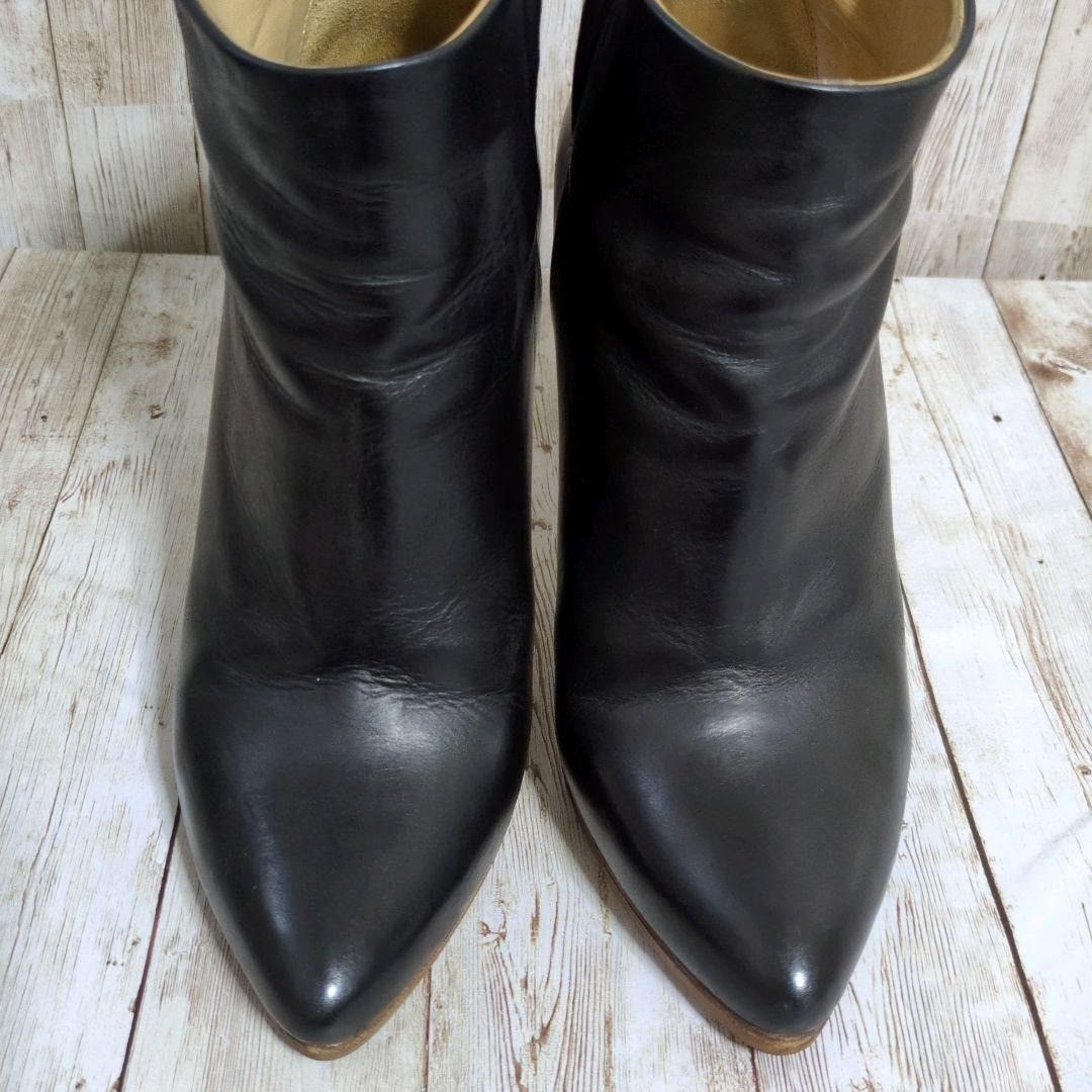H&M × Maison Margiela H&M x Maison Martin Margiela Clear Heel Short Boots US 7 Size US 7 / IT 37 - 2 Thumbnail