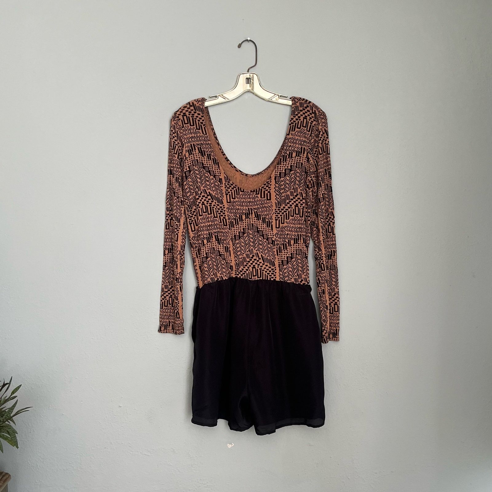 Dolce Vita DV Dolce Vita aztec design long sleeve romper Size 34" / US 12 / IT 48 - 5 Thumbnail