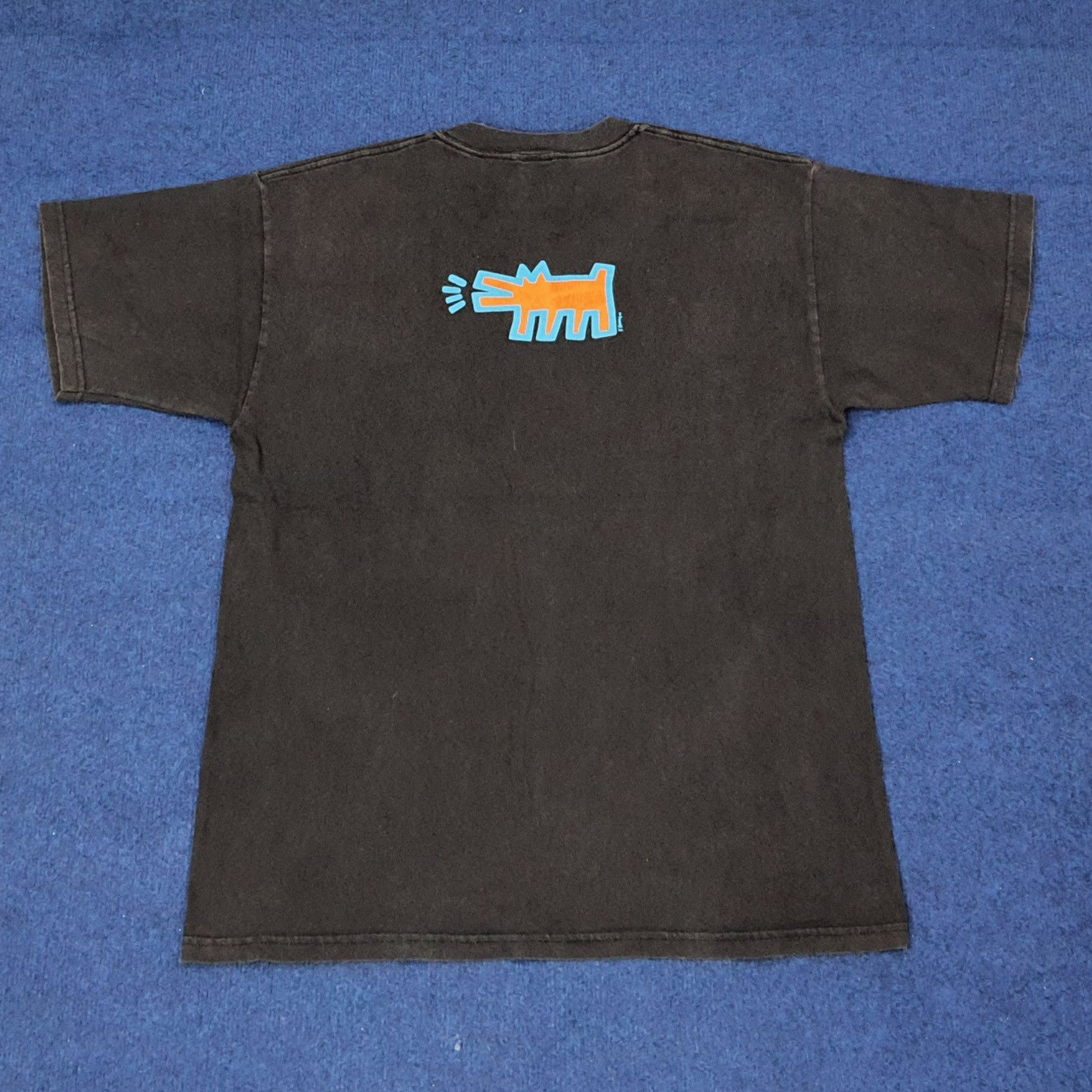 Vintage Keith Haring Streetwear Skate Tshirt C223N25