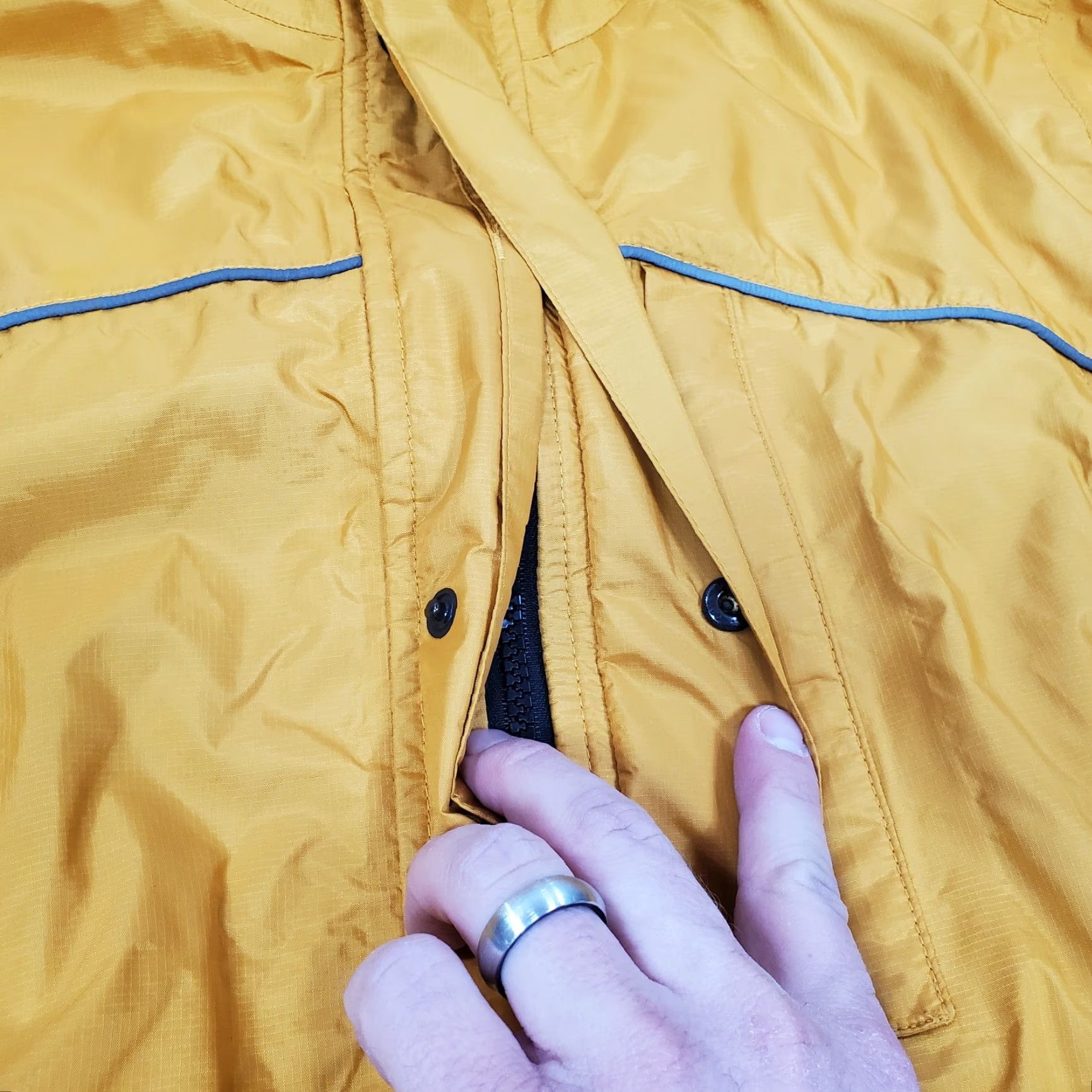 Eddie Bauer VINTAGE Eddie Bauer Jacket Mens S Yellow Windbreaker Coat Weatheredge Hooded Size US S / EU 44-46 / 1 - 3 Thumbnail