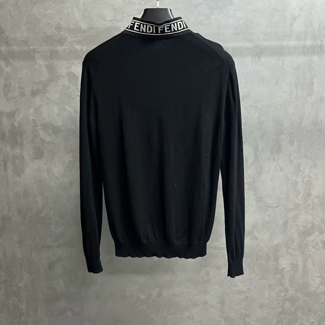 Fendi fendi black logo crewneck sweater for sale Size US L / EU 52-54 / 3 - 2 Thumbnail