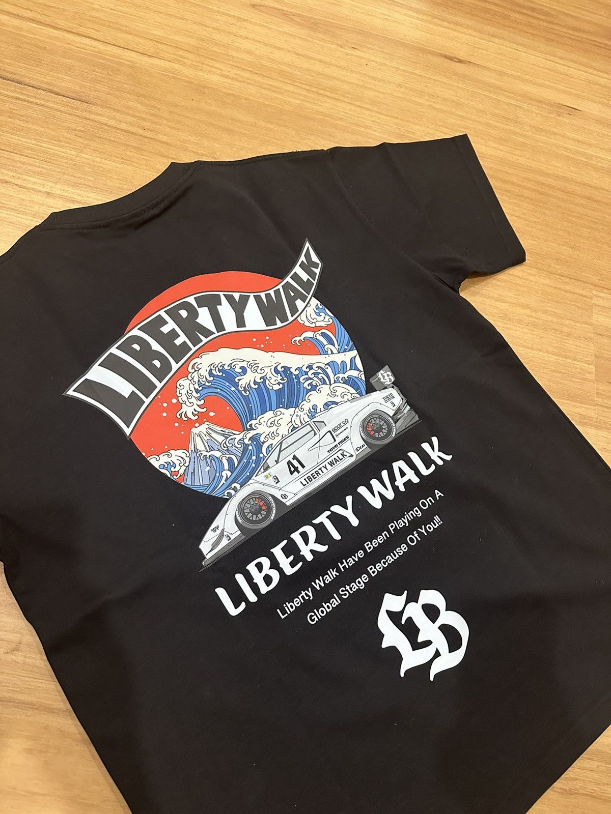 Vintage Liberty Walks Hinomaru Wave Countach Tee Size US XL / EU 56 / 4 - 2 Thumbnail