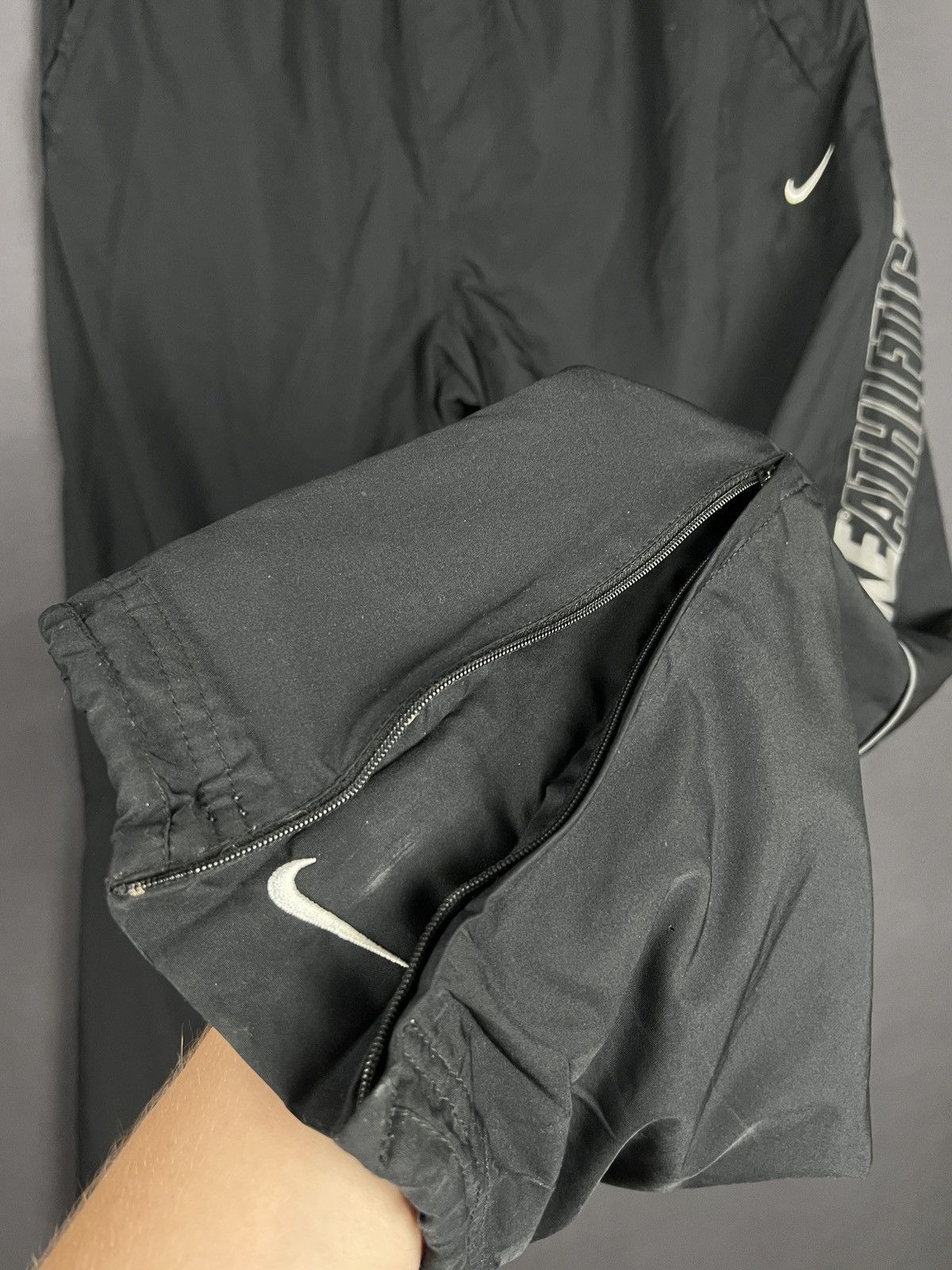 Other Nike Athletic 72 Track Pants Size M Black Logo Side Zip Size US 34 / EU 50 - 3 Thumbnail