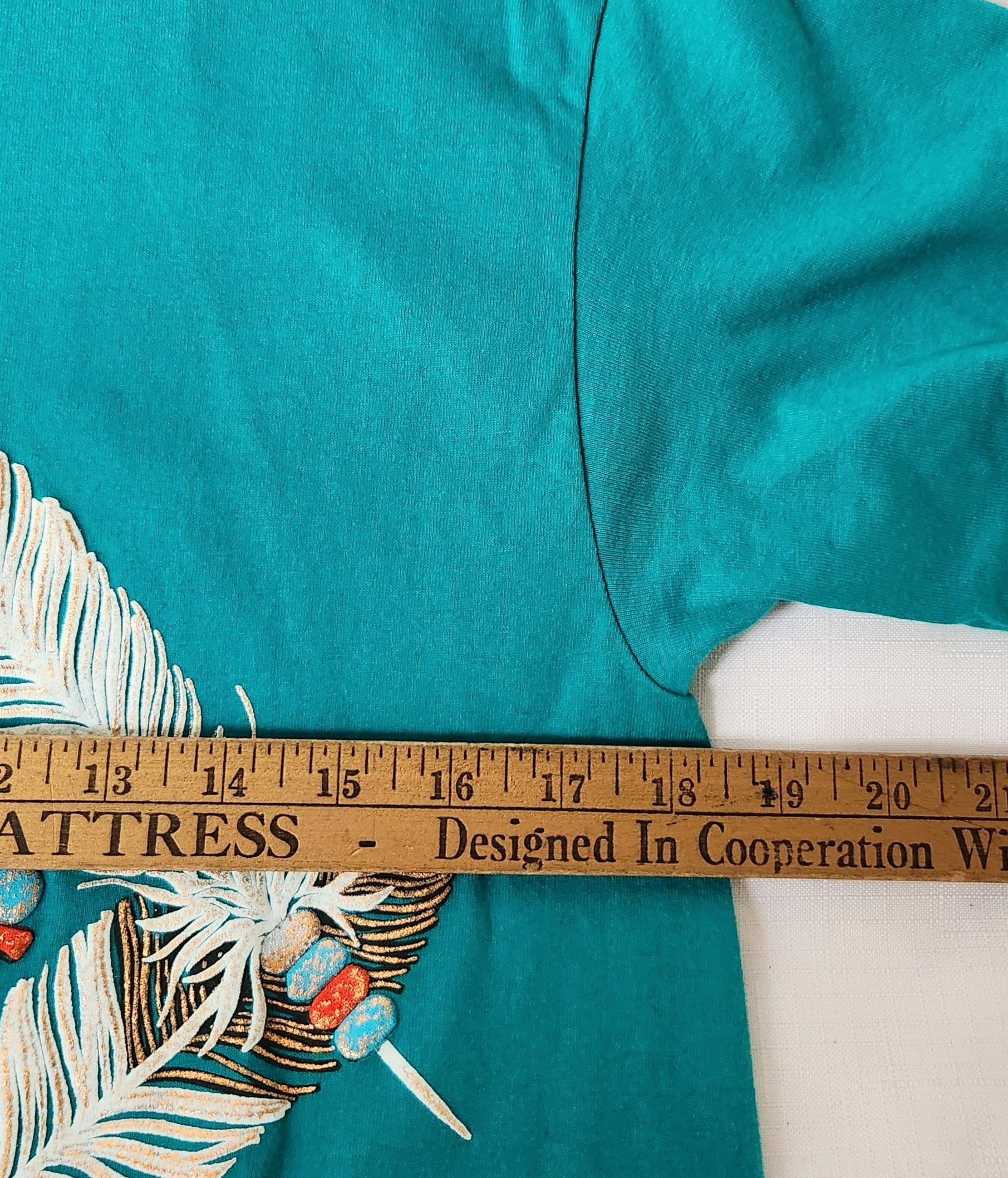 Vintage Vtg 90s Single Stitch Hanes Arizona Bird Feathers SZ Medium Size US M / EU 48-50 / 2 - 6 Thumbnail