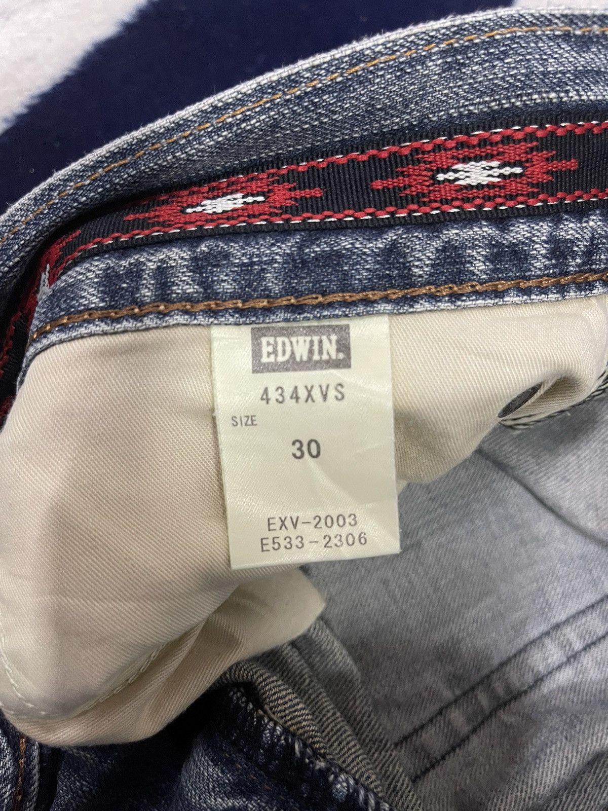 Edwin × Japanese Brand Distressed Edwin Exclusive Vintage Jeans (11) Size US 32 / EU 48 - 9 Thumbnail