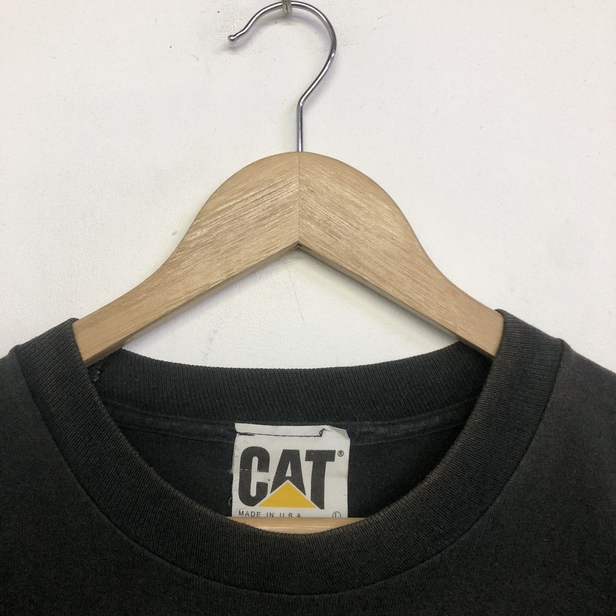 Caterpillar VINTAGE 90 CATERPILLAR Diesel Power Tshirt Size US L / EU 52-54 / 3 - 11 Thumbnail
